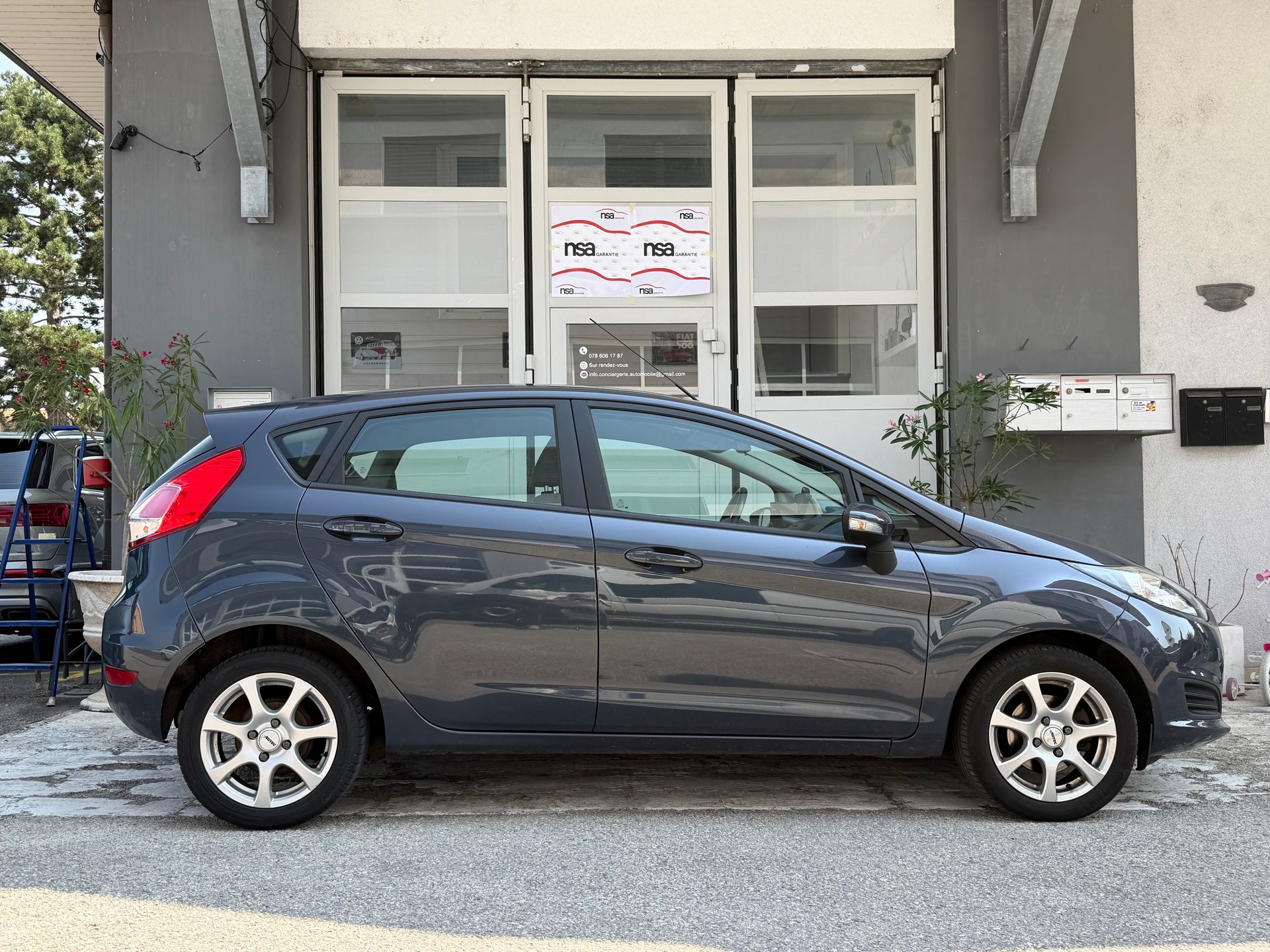 FORD Fiesta 1.0 SCTi Trend PowerShift-image-2