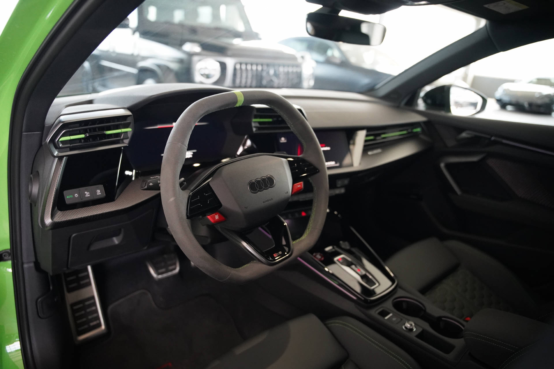 AUDI RS3 Sportback 2.5 TSI quattro S-tronic-image-6