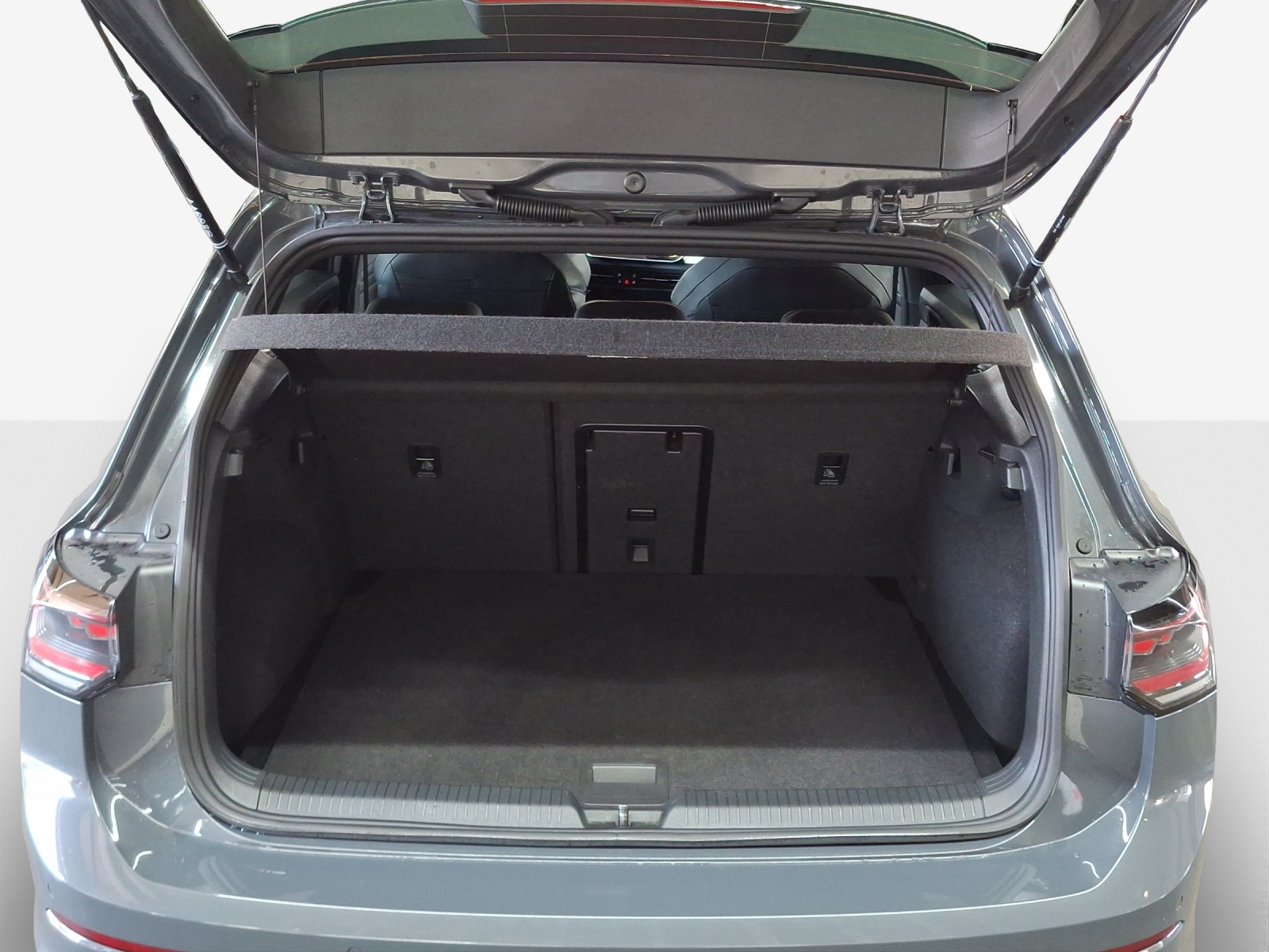 VW Golf 2.0 TSI R-Line DSG 4 Motion-image-12