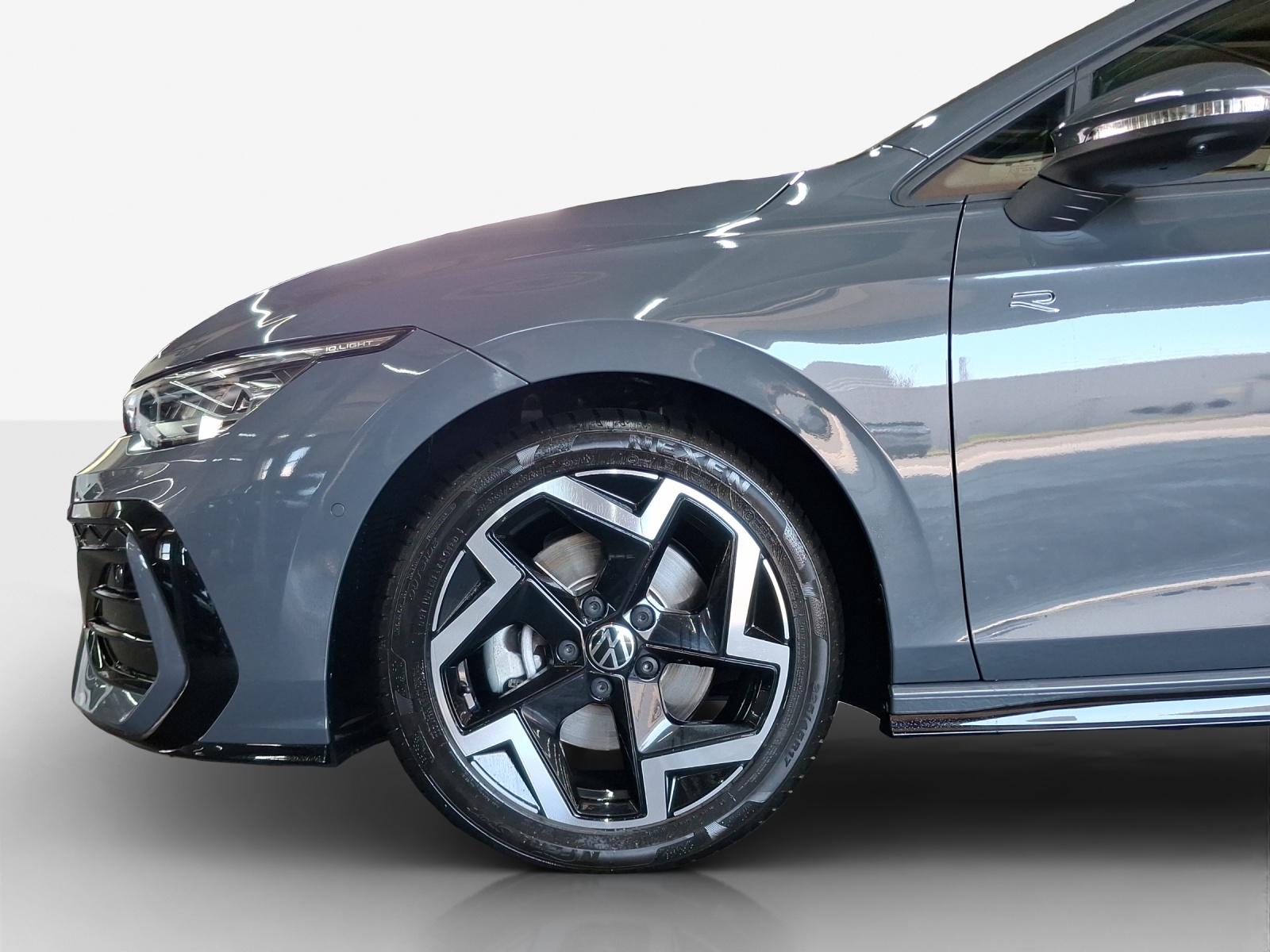 VW Golf 2.0 TSI R-Line DSG 4 Motion-image-14