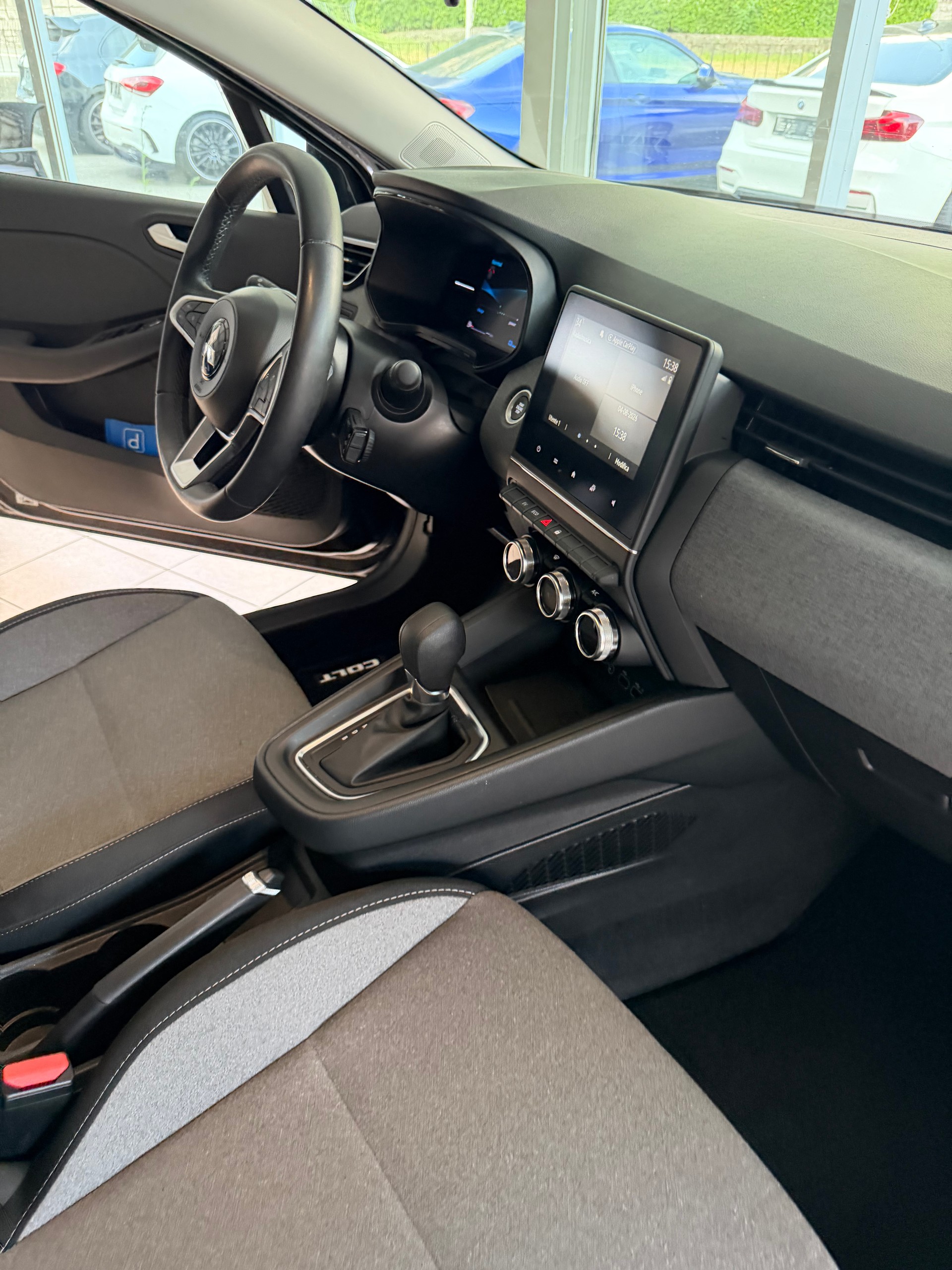 MITSUBISHI COLT 1.6 HEV Invite-image-10