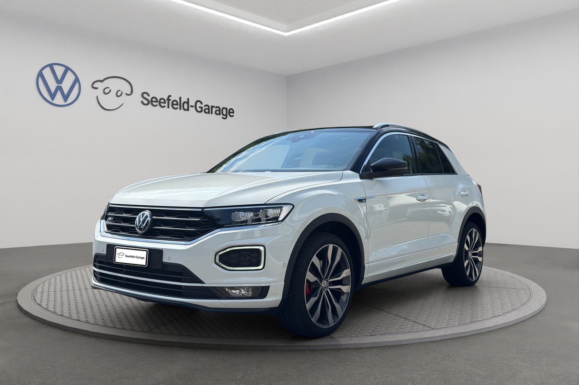 VW T-Roc 2.0 TSI Sport DSG 4Motion-image-0