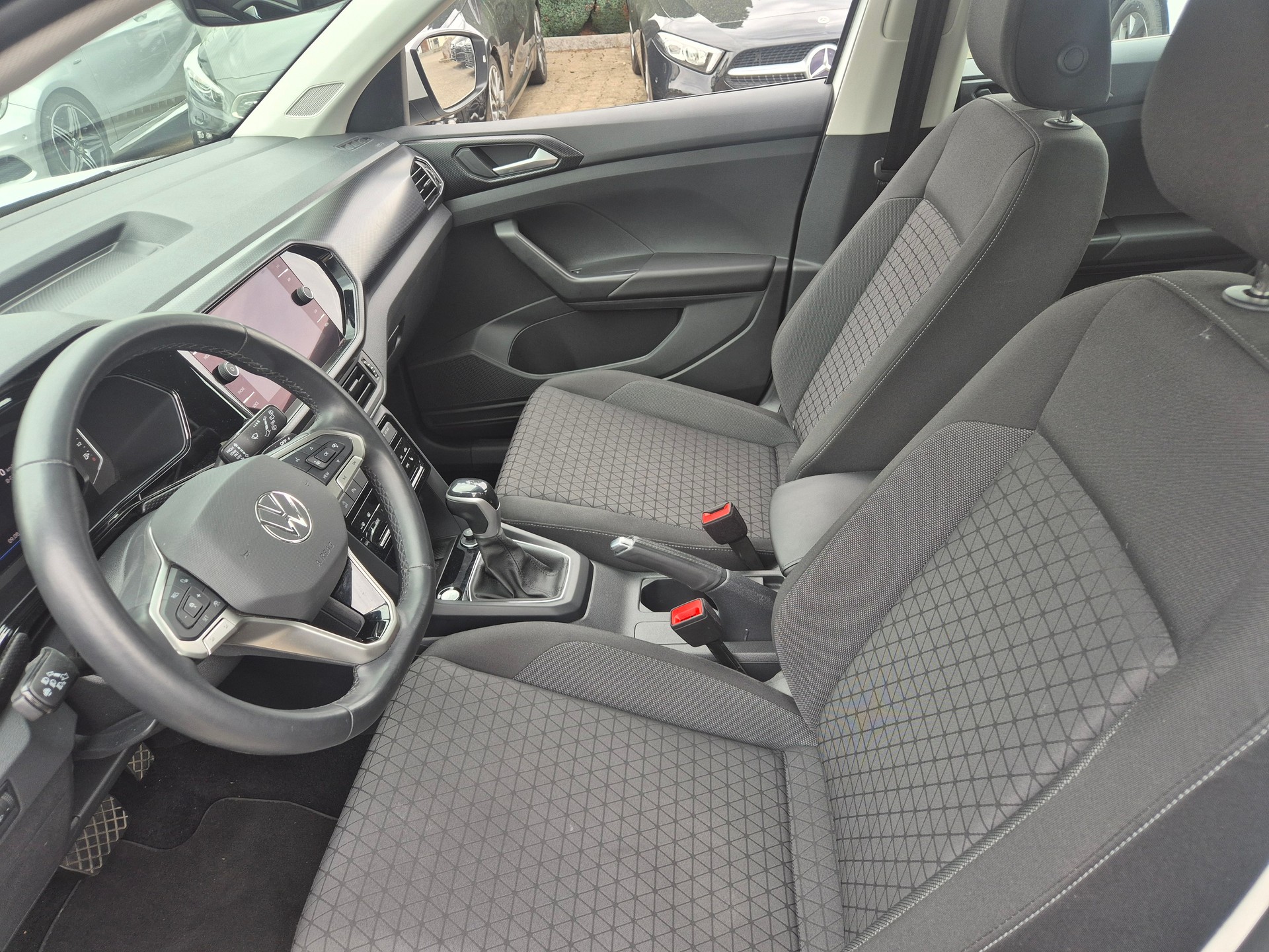 VW T-Cross 1.0 TSI Life DSG-image-7