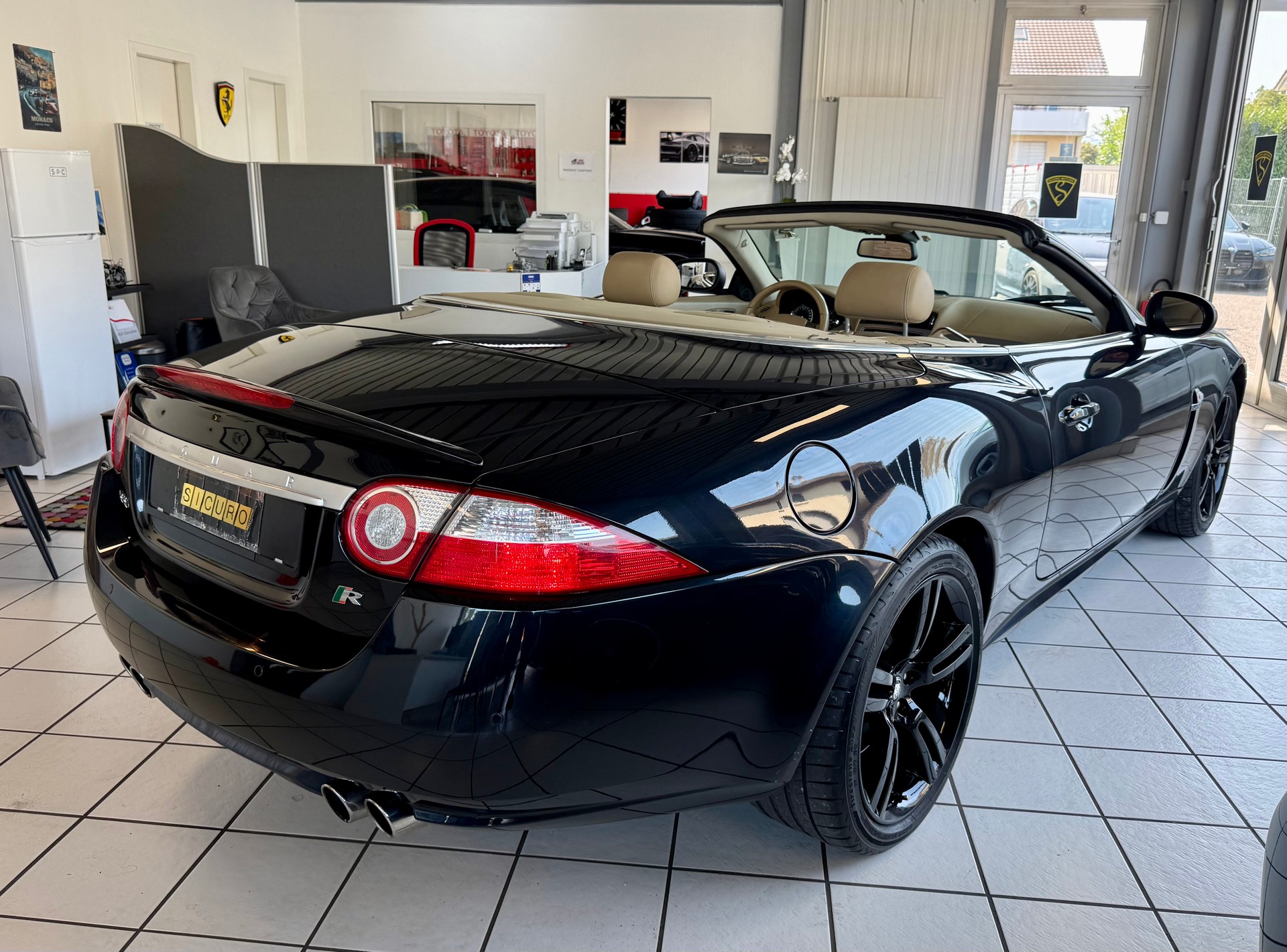 JAGUAR XKR 4.2 V8 SC Automatic-image-10