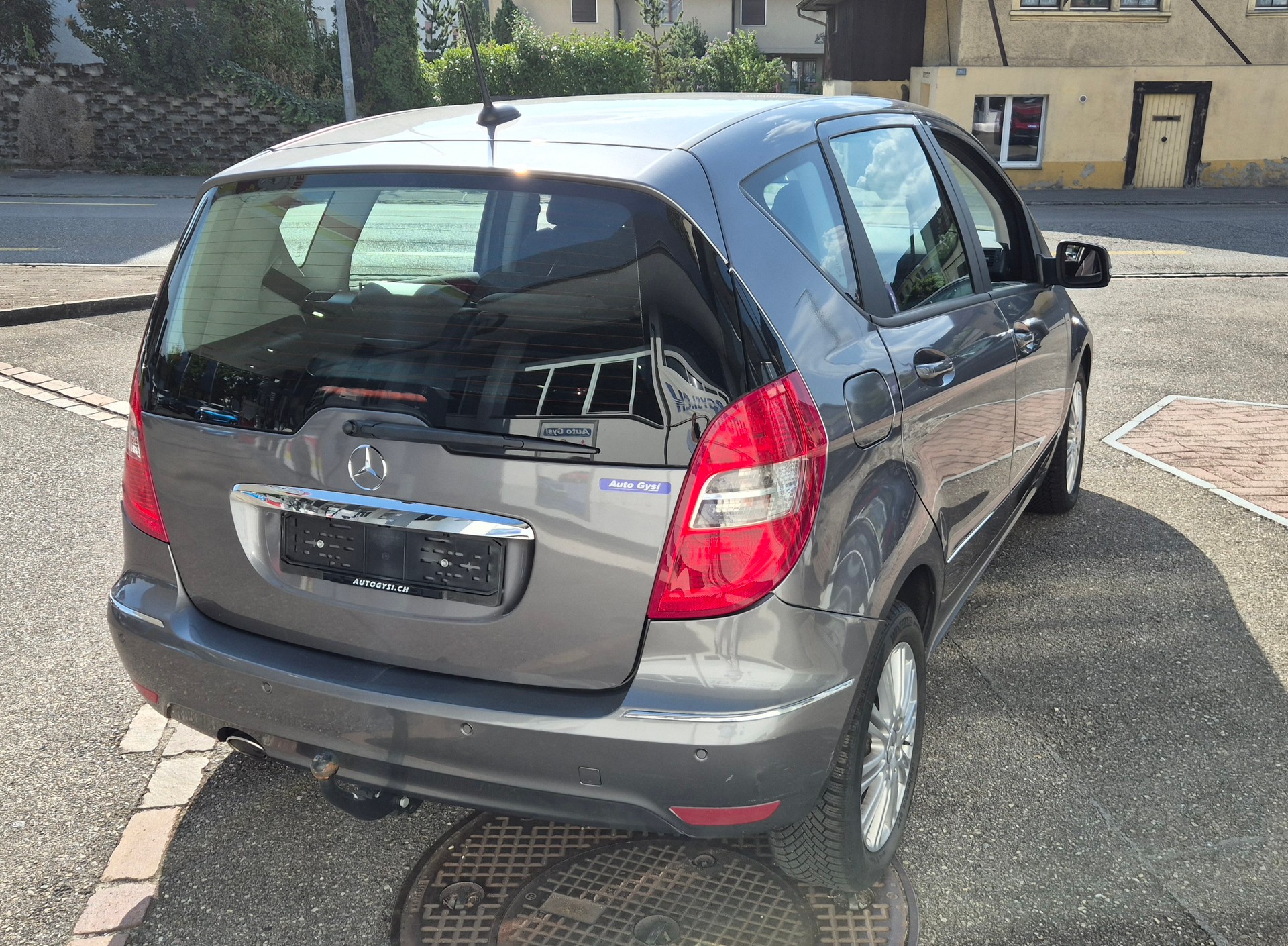 MERCEDES-BENZ A 180 CDI-image-10