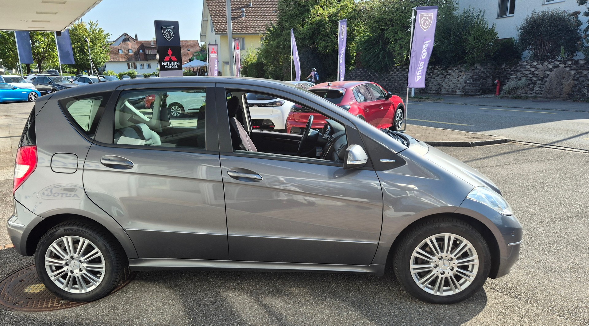 MERCEDES-BENZ A 180 CDI-image-3
