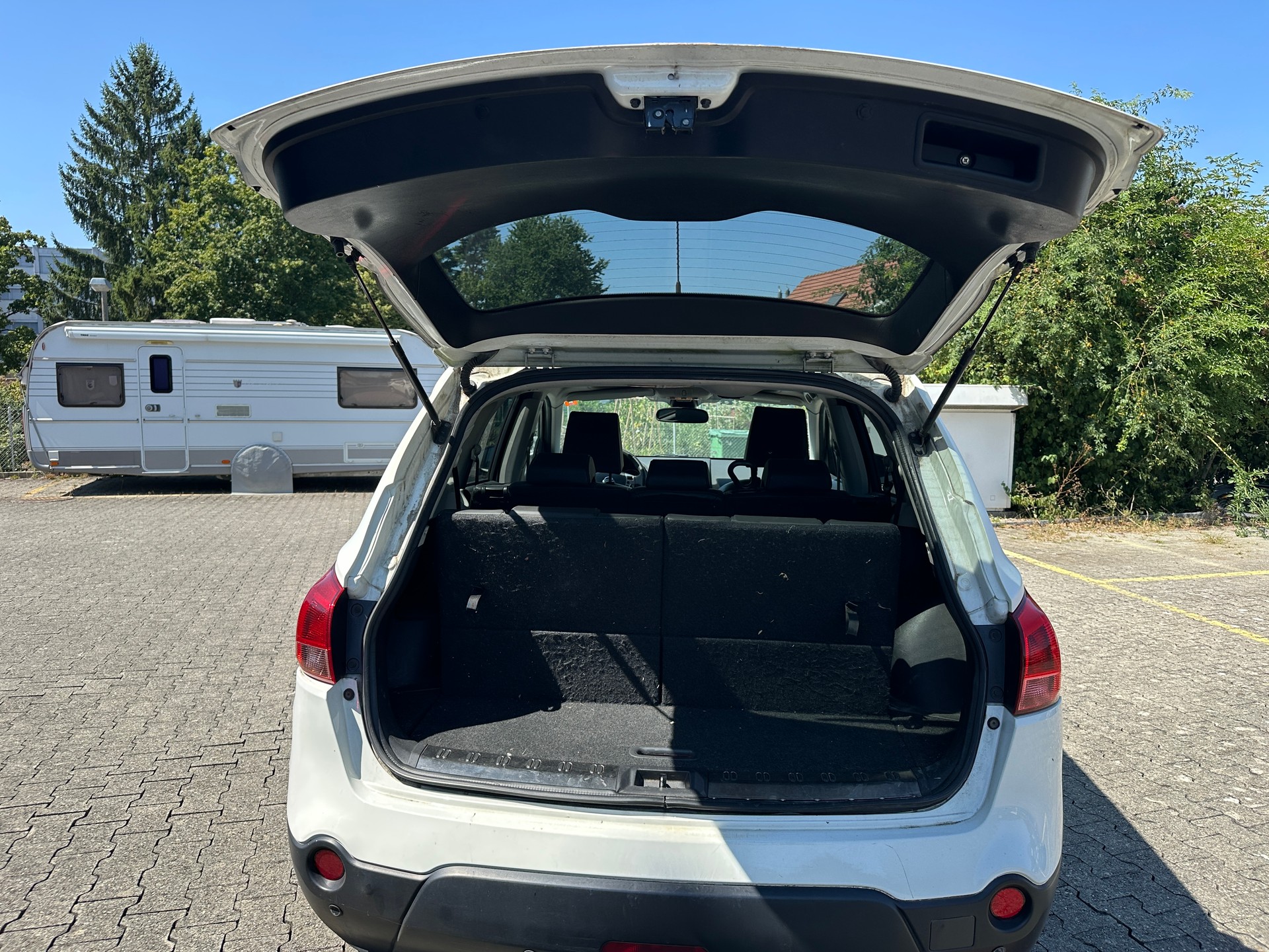 NISSAN Qashqai +2 2.0 4WD tekna-image-9