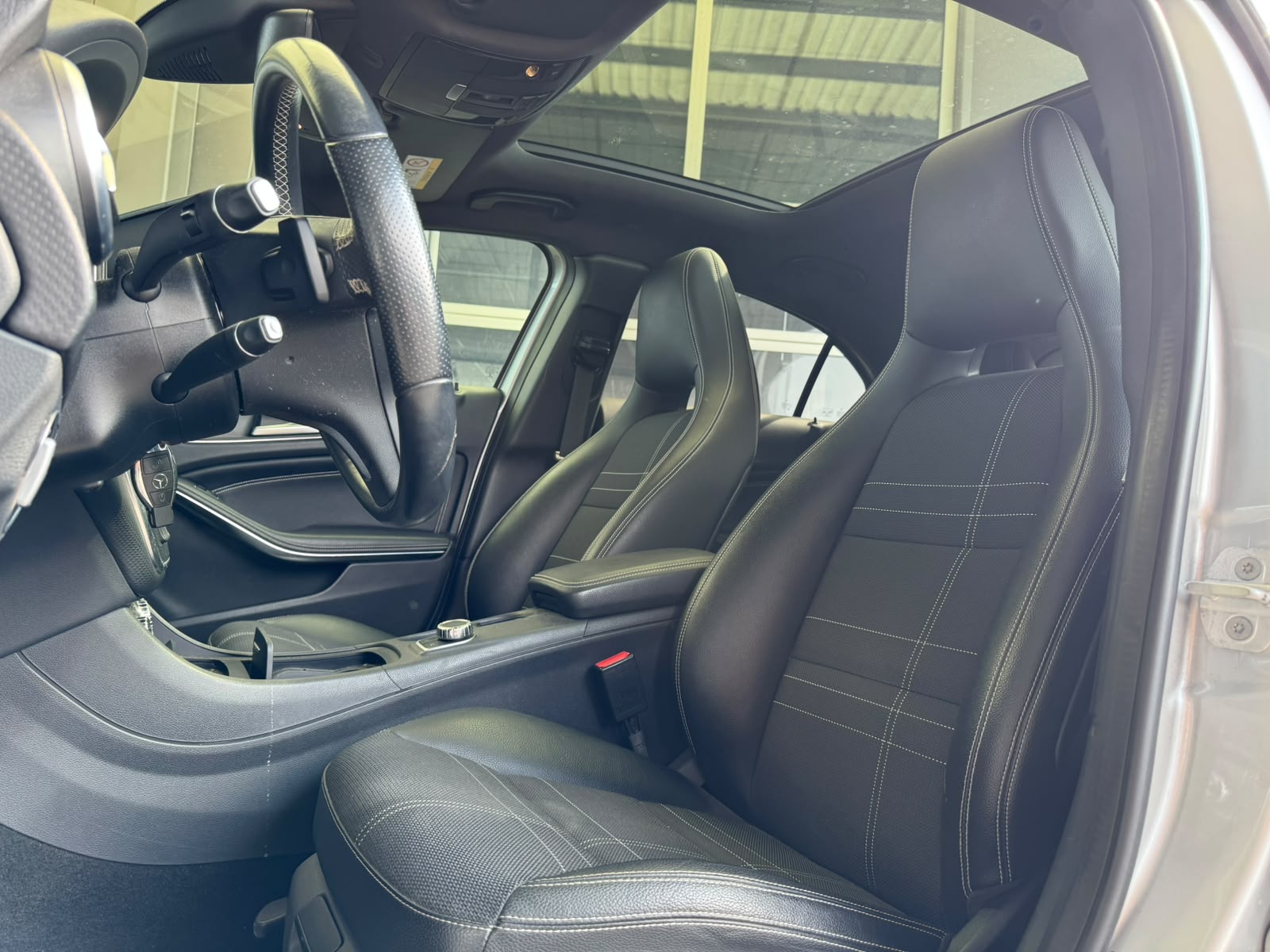 MERCEDES-BENZ A 250 Urban 4Matic 7G-DCT-image-12