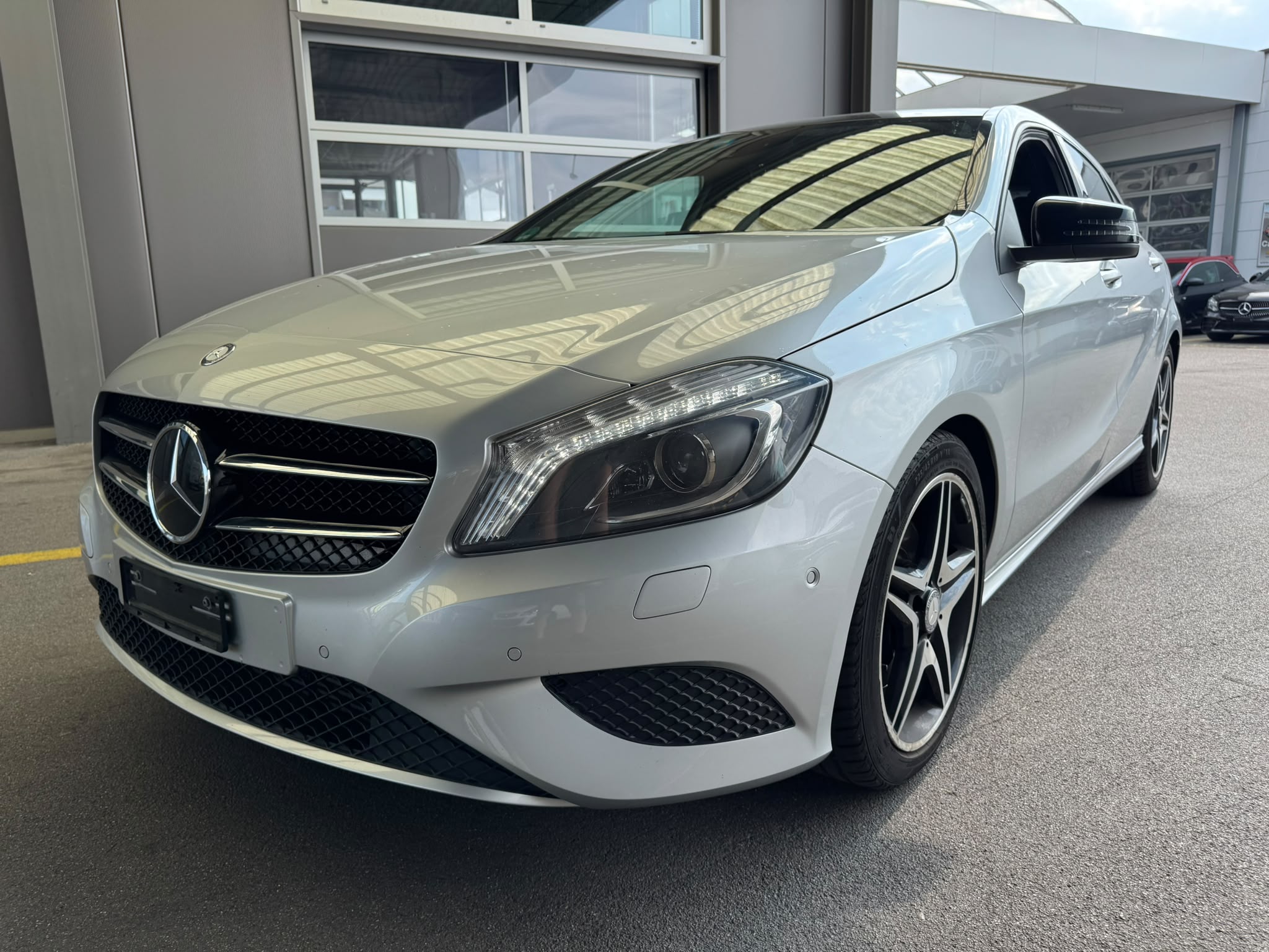 Car photo