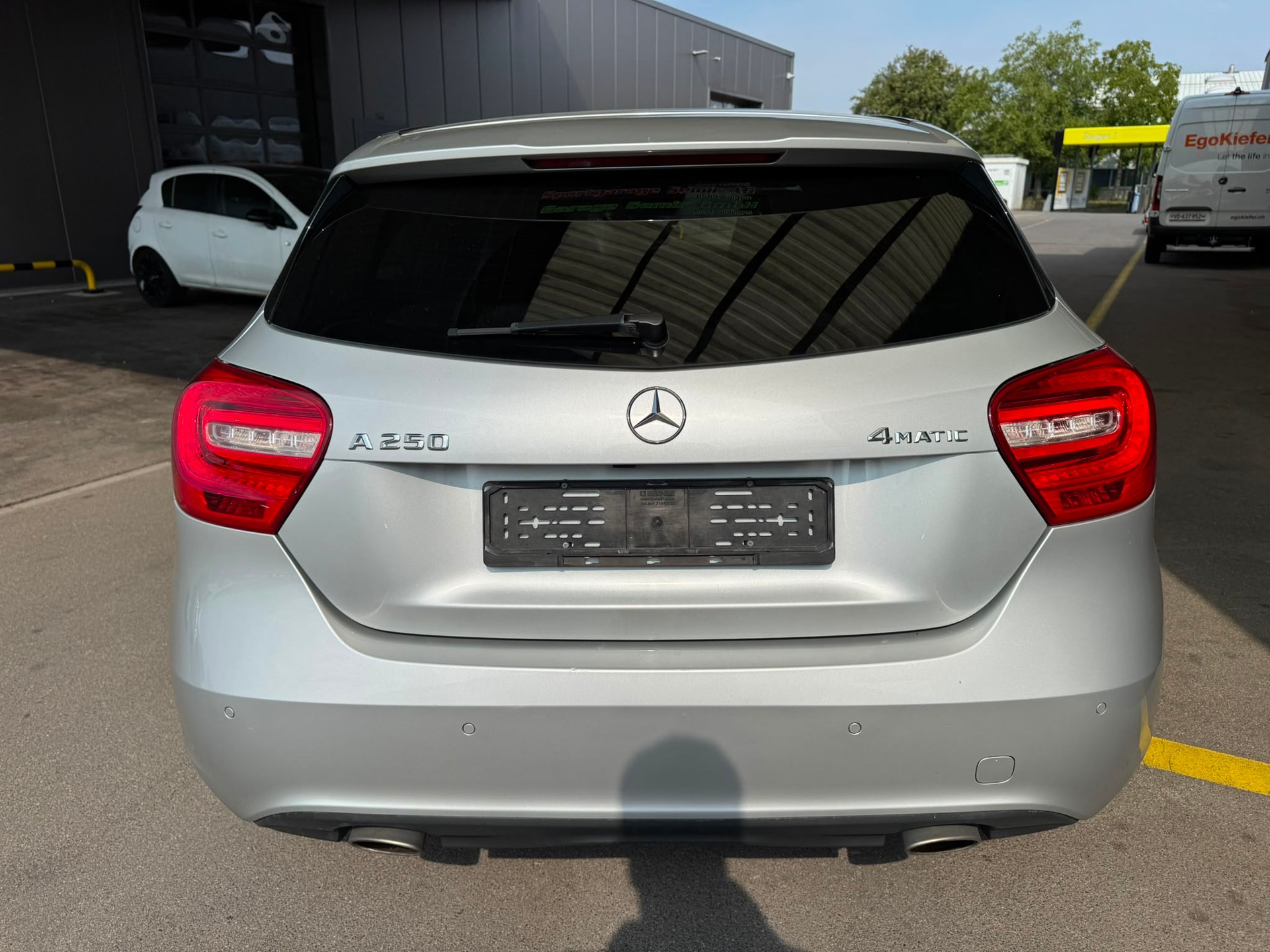 MERCEDES-BENZ A 250 Urban 4Matic 7G-DCT-image-6