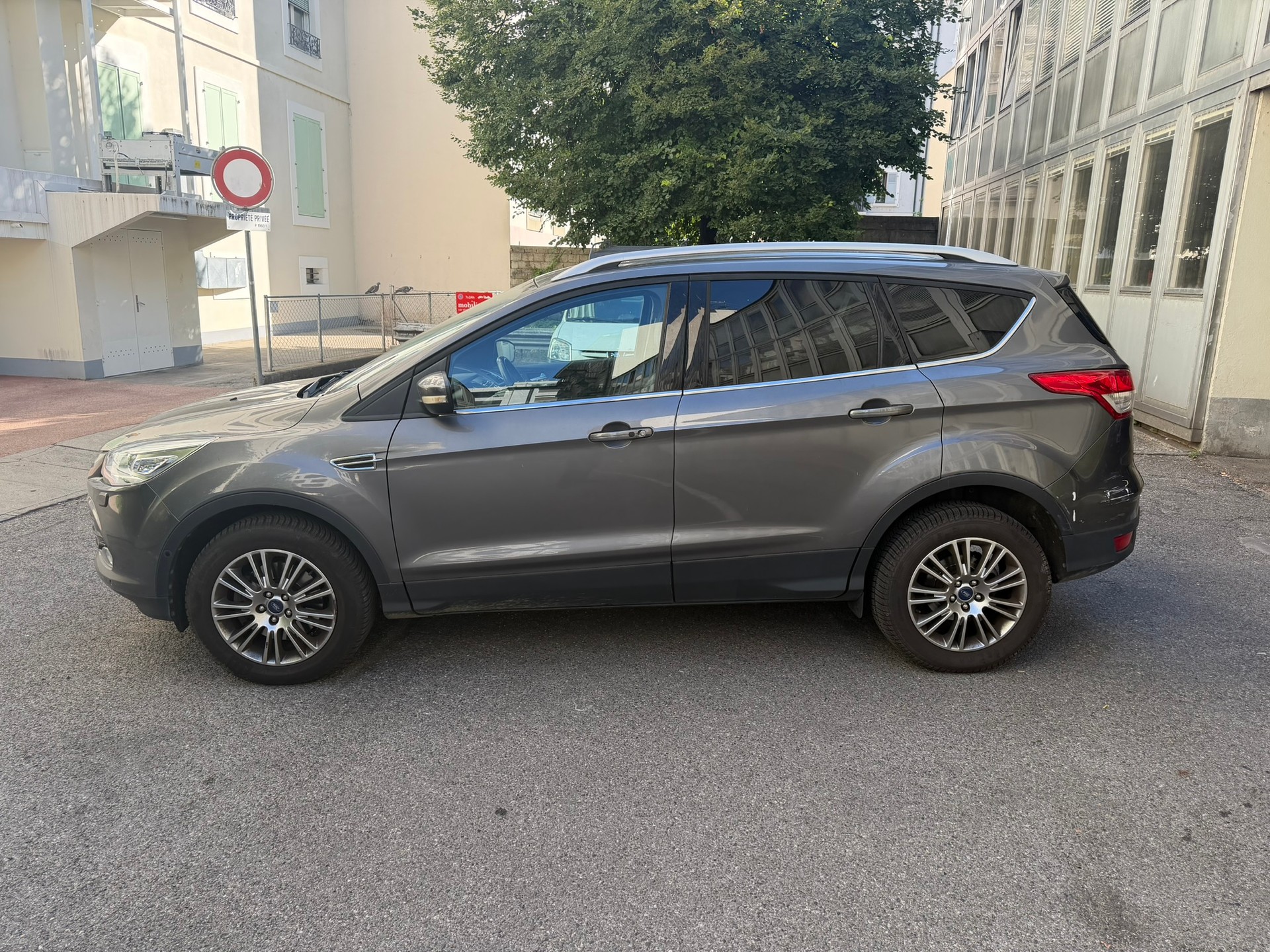FORD Kuga 2.0 TDCi Titanium 4WD PowerShift-image-1