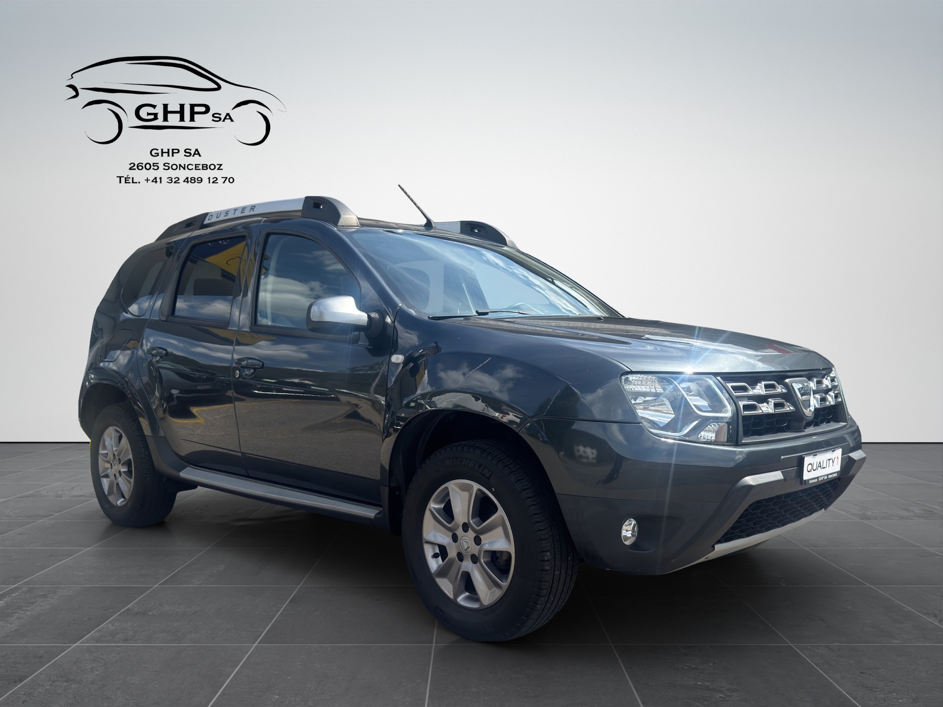 DACIA Duster 1.2 T Lauréate 4x4-image-1