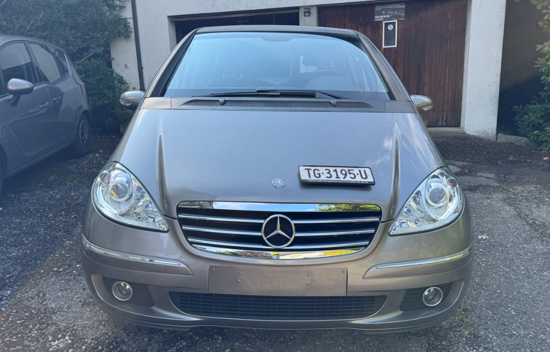 MERCEDES-BENZ A 150 Elégance-image-9