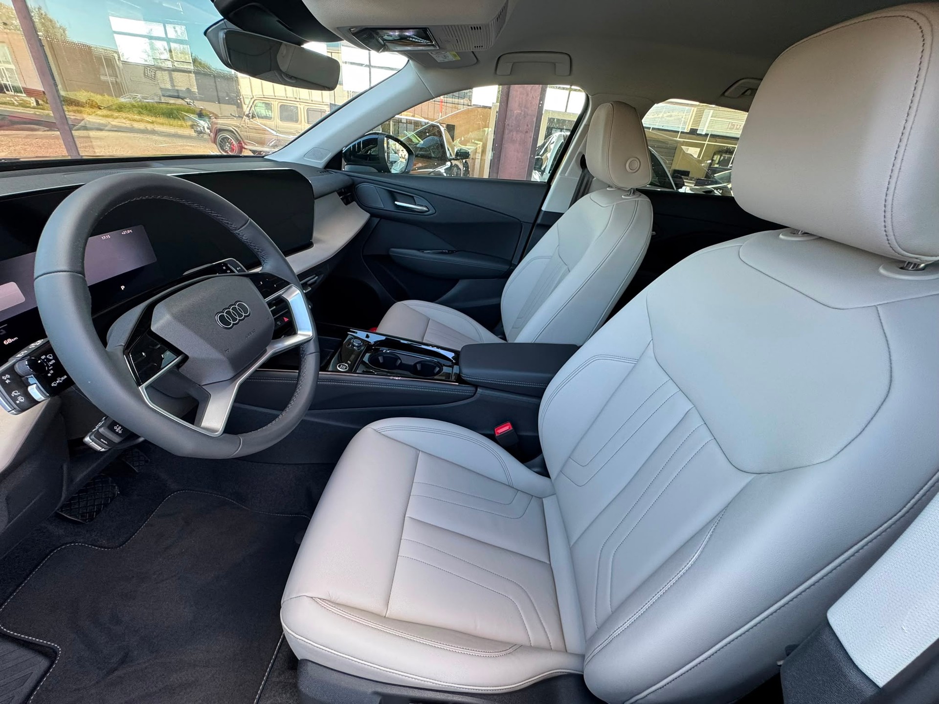 AUDI Q3 Sportback 1.5 e-hybrid S-tronic-image-6