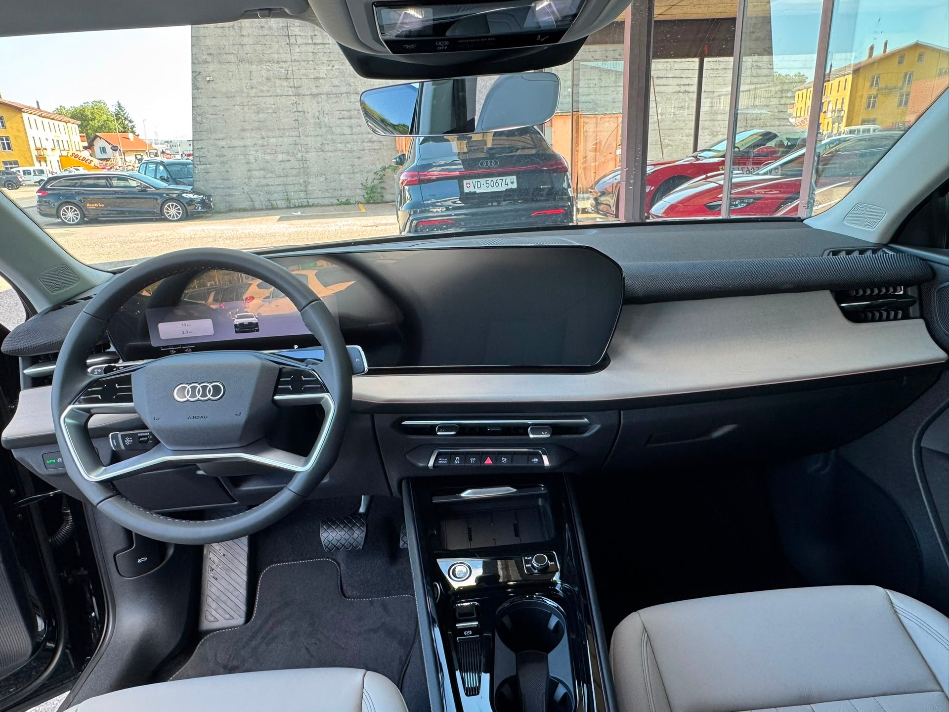 AUDI Q3 Sportback 1.5 e-hybrid S-tronic-image-8