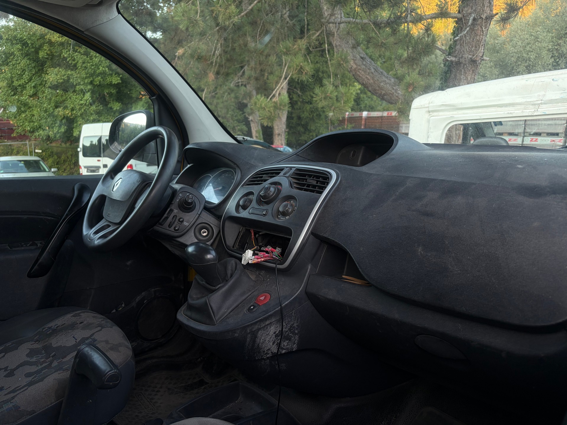 RENAULT Kangoo 1.6 16V-image-3
