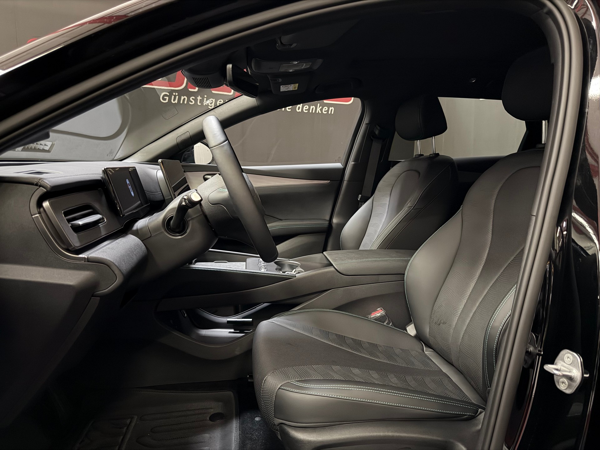 BYD Seal 6 DM-i Touring Comfort Lite-image-12