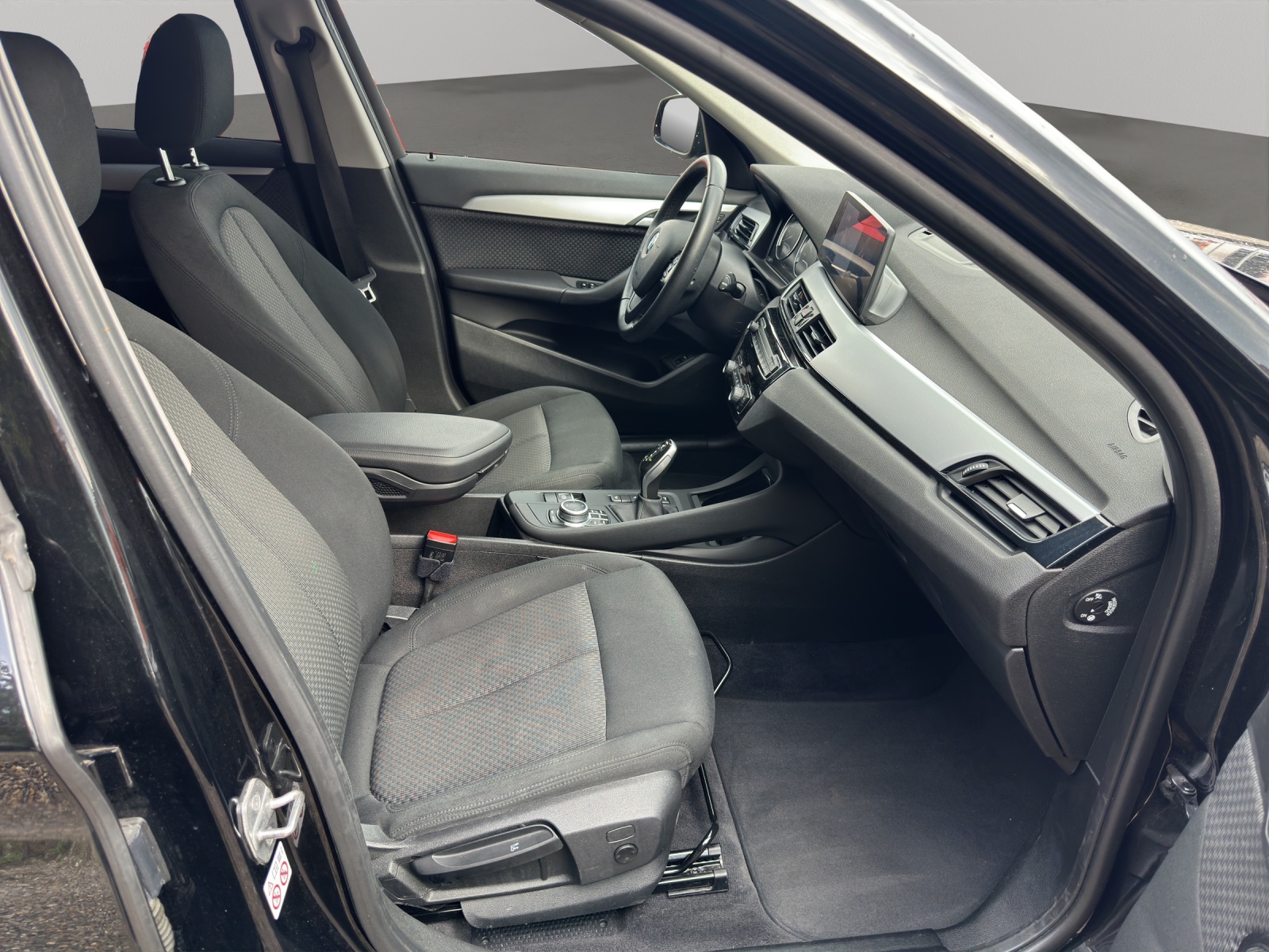 BMW X1 xDrive 18d Steptronic-image-10