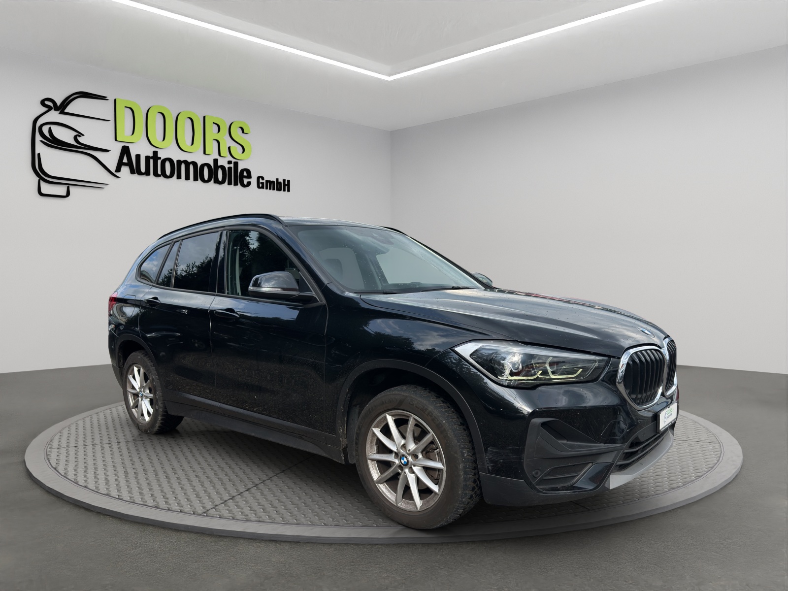 BMW X1 xDrive 18d Steptronic-image-0