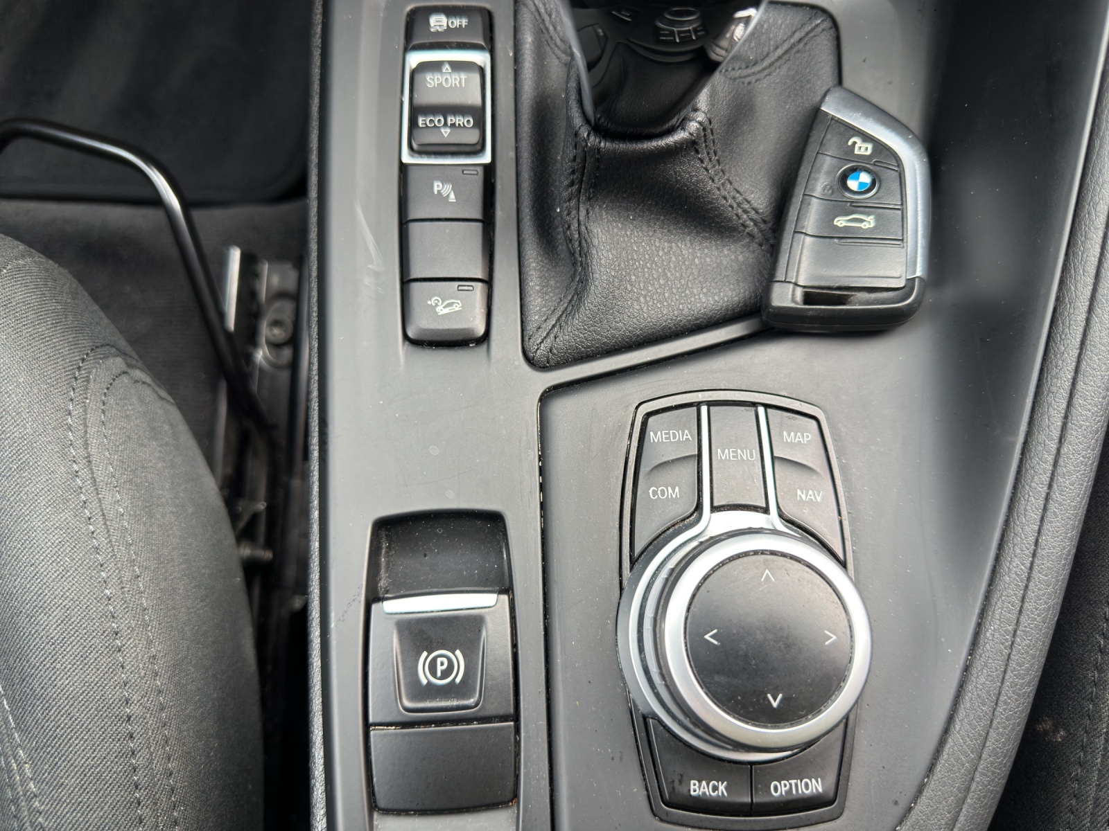 BMW X1 xDrive 18d Steptronic-image-17