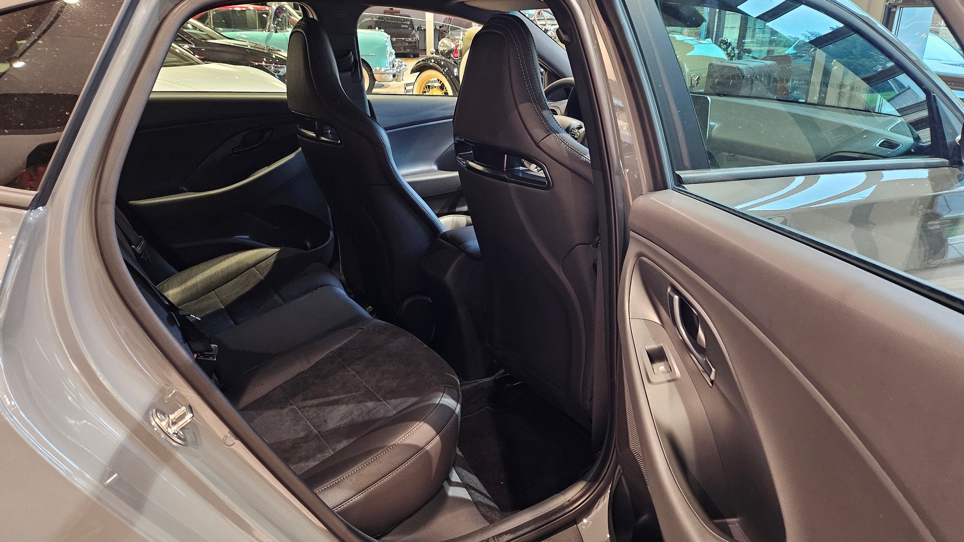 HYUNDAI i30 Fastback 2.0 T-GDi N 🔥Schalensitze🔥-image-21