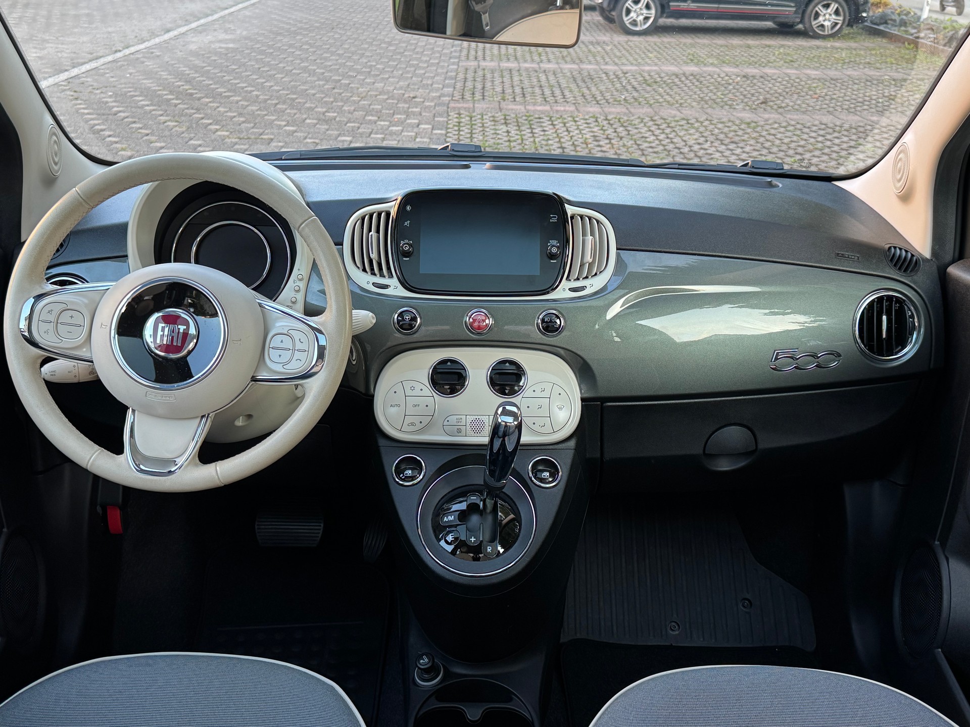 FIAT 500 1.2 Lounge Dualogic-image-9