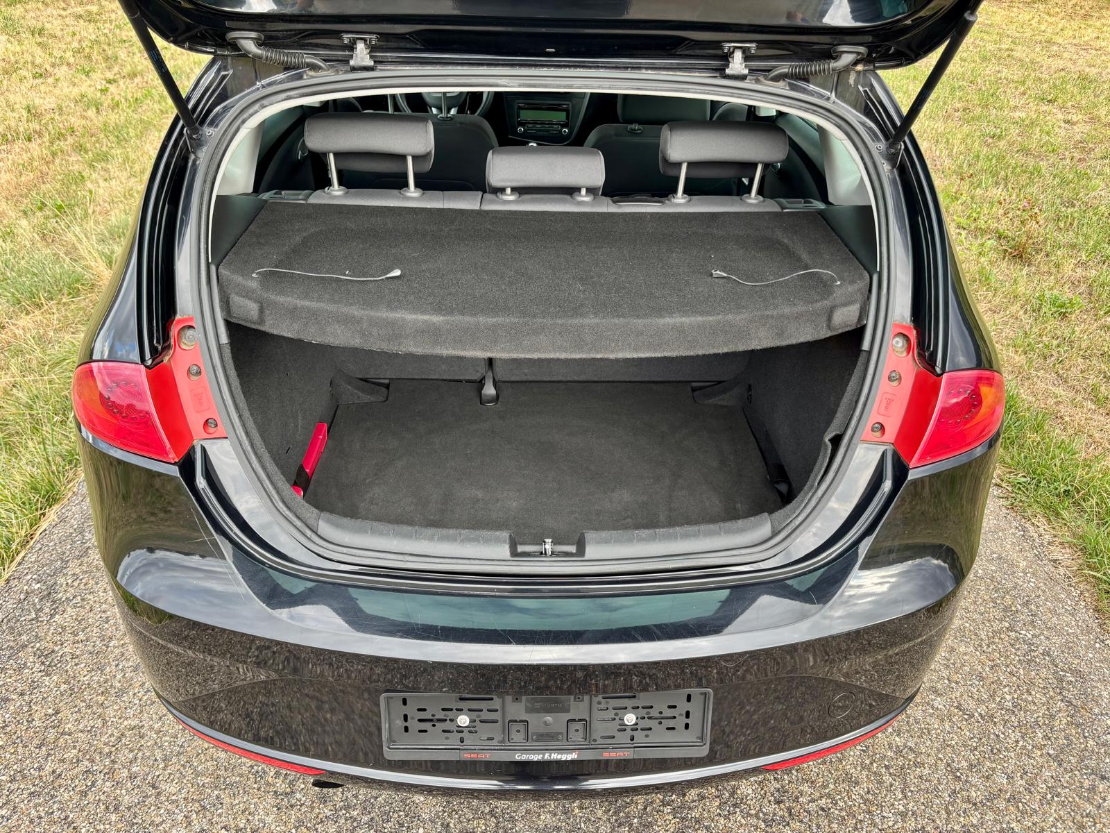 SEAT Leon 1.2 TSI COPA Reference-image-8