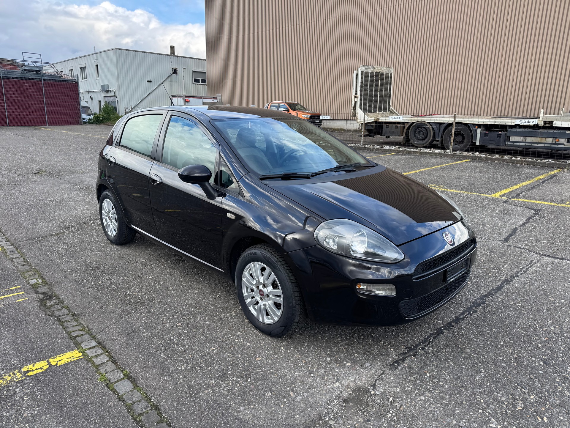 FIAT Punto 1.4 Pop Star-image-1