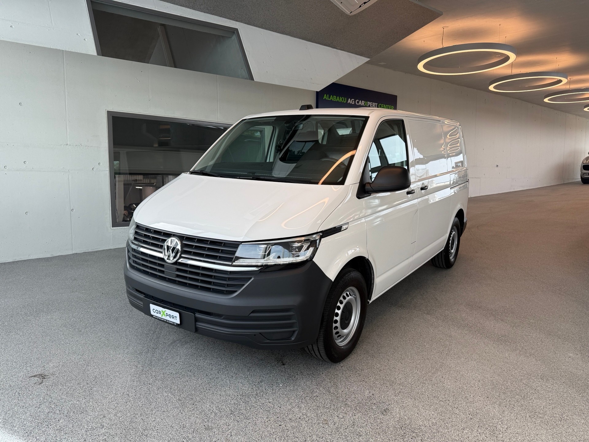 VW T6.1 2.0 TDI DSG-image-0