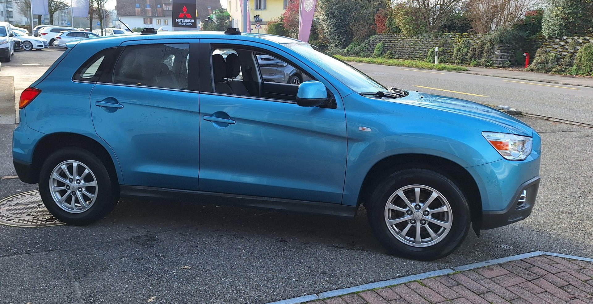 MITSUBISHI ASX 1.6 Invite 2WD mit AHK 1100kg-image-9