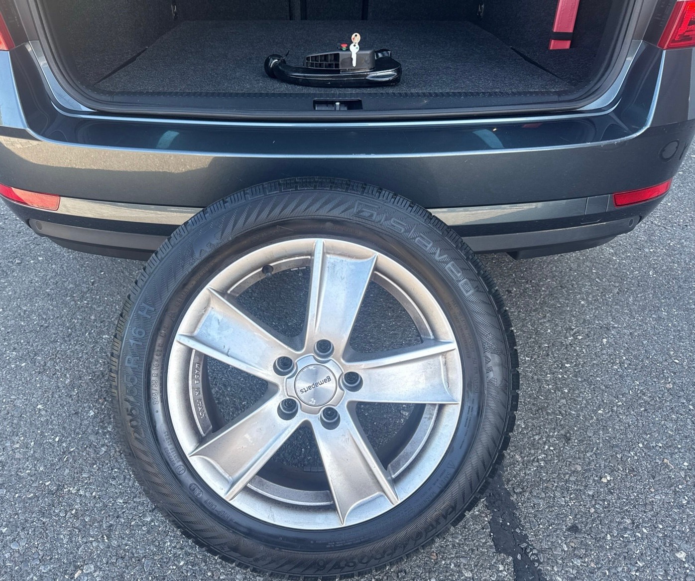 SKODA Octavia Combi 1.5 TSI Style DSG-image-15
