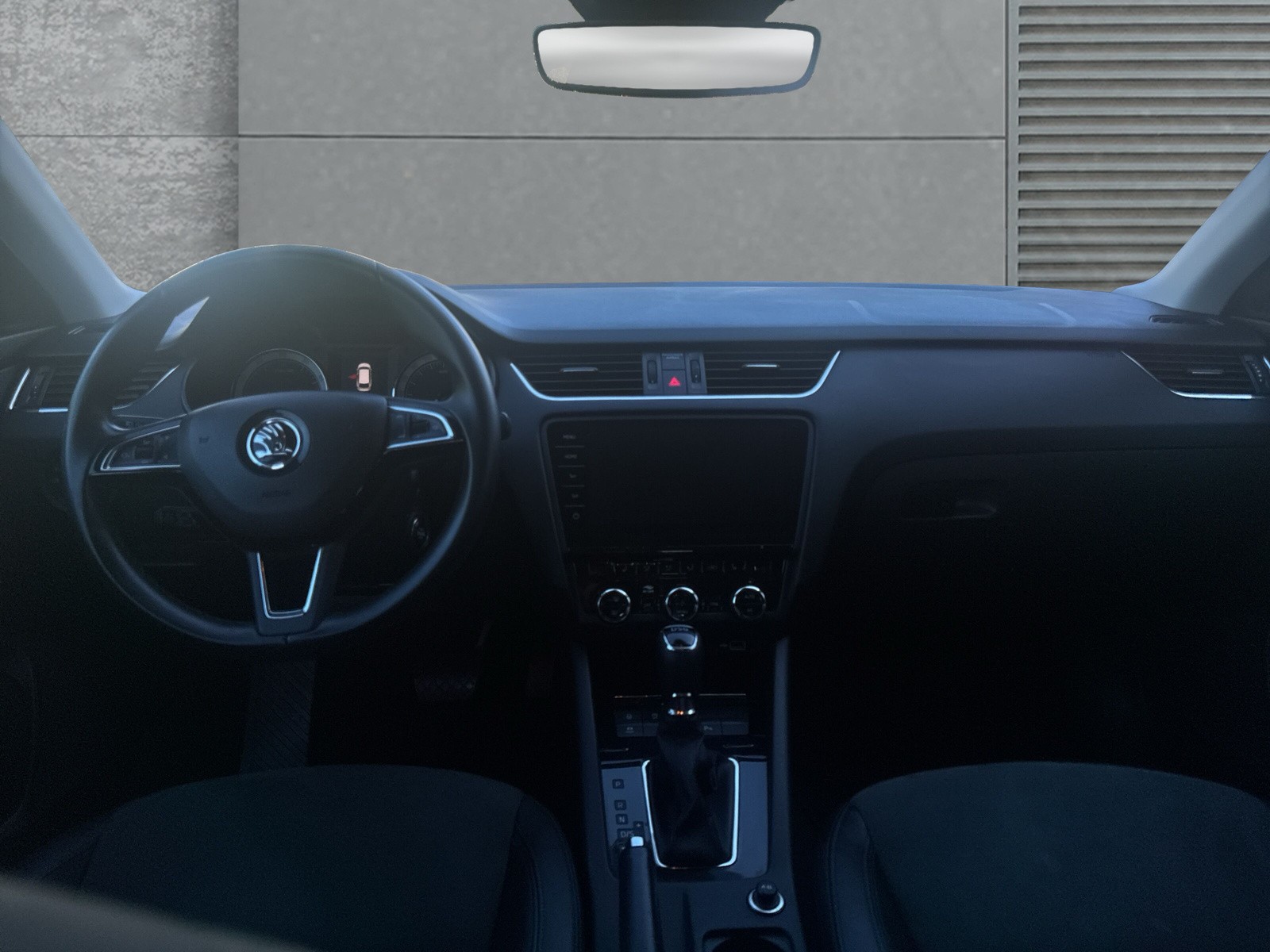 SKODA Octavia Combi 1.5 TSI Style DSG-image-10