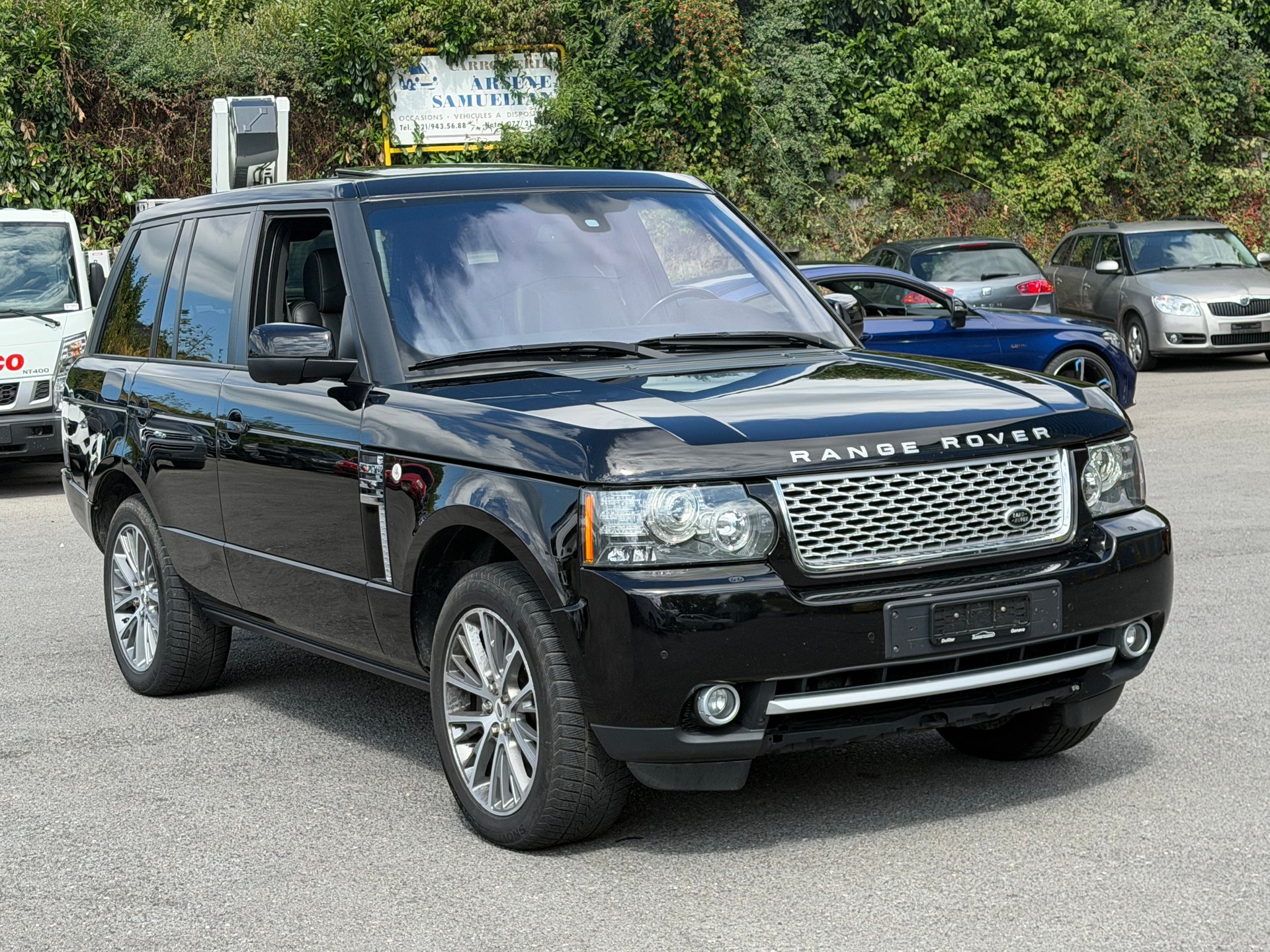 LAND ROVER Range Rover 4.4 TDV8 Autobiography Black Automatic-image-2