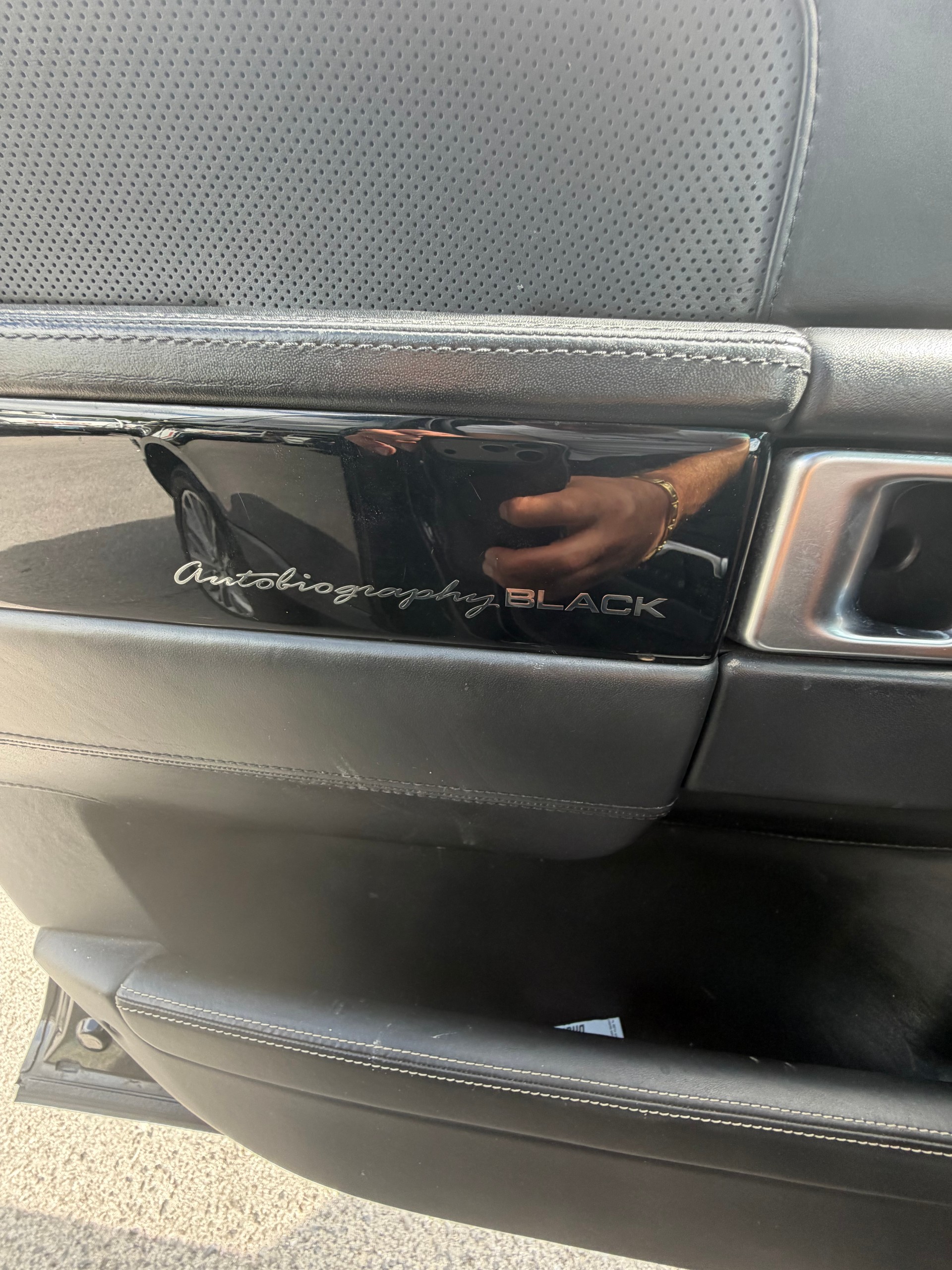 LAND ROVER Range Rover 4.4 TDV8 Autobiography Black Automatic-image-10