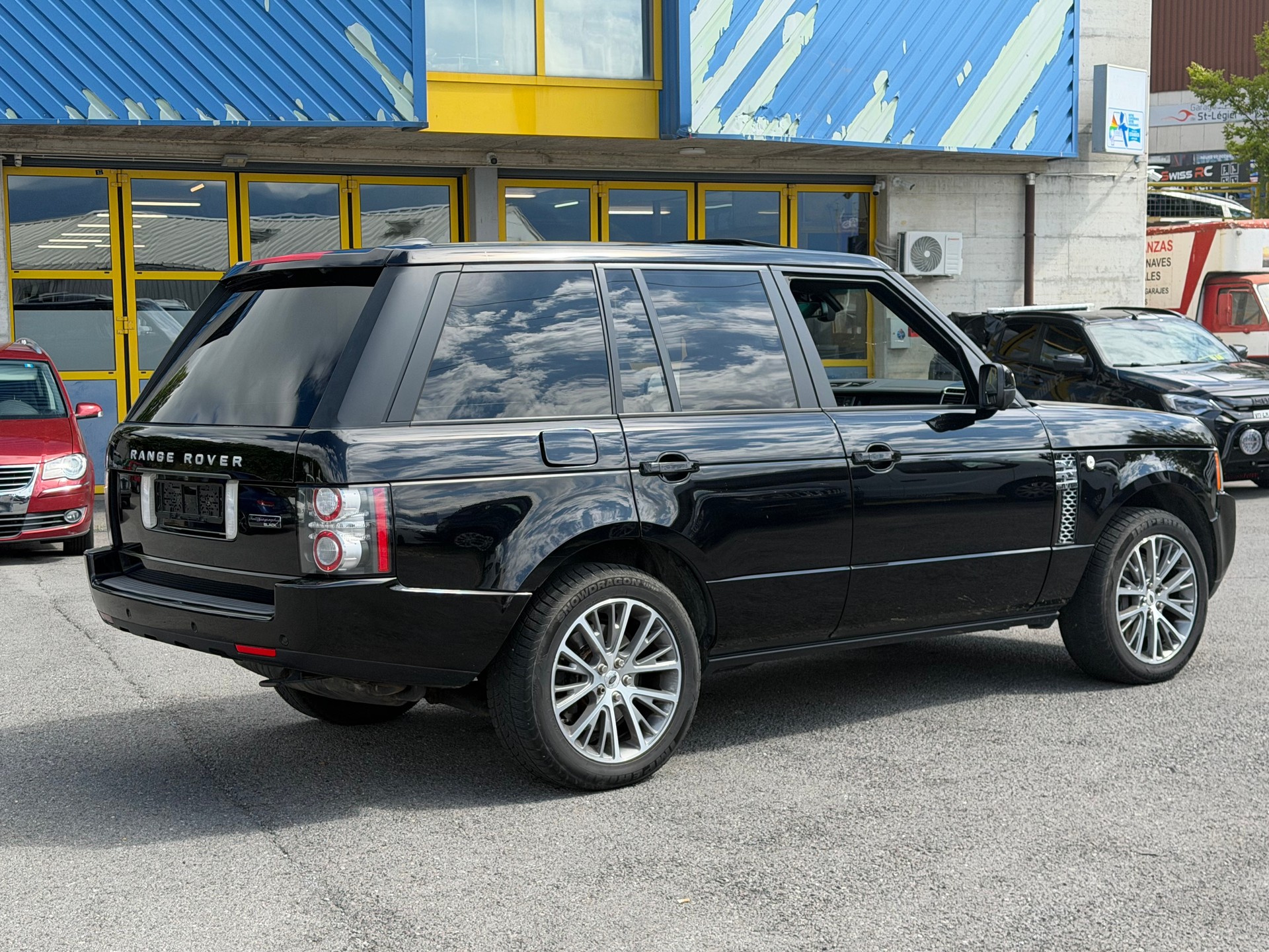 LAND ROVER Range Rover 4.4 TDV8 Autobiography Black Automatic-image-5