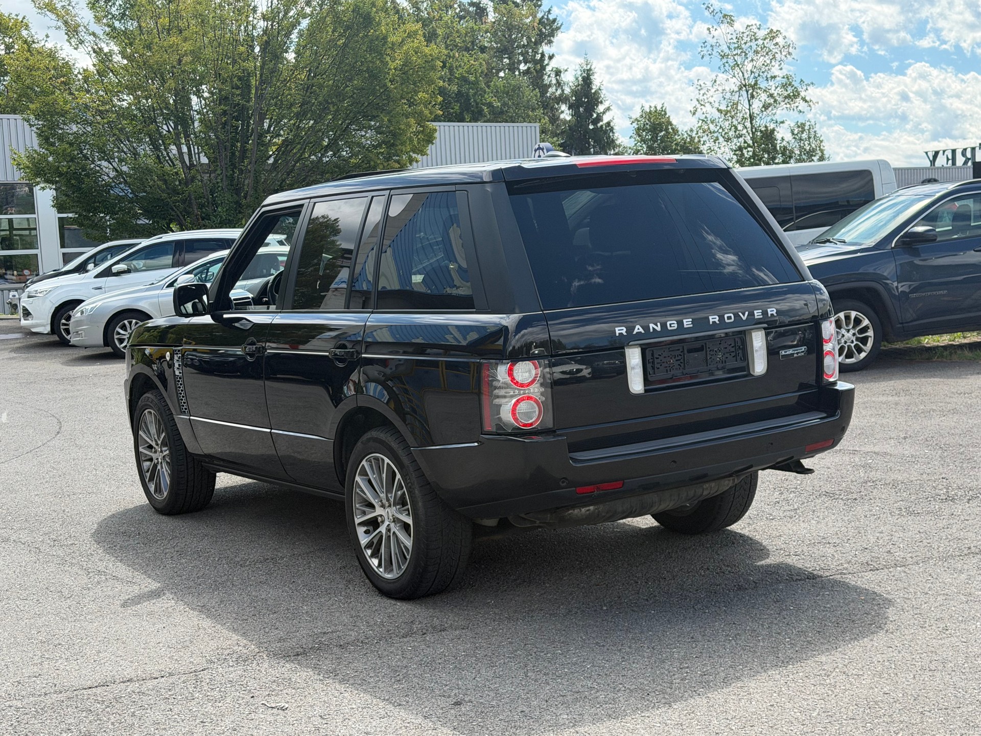 LAND ROVER Range Rover 4.4 TDV8 Autobiography Black Automatic-image-7