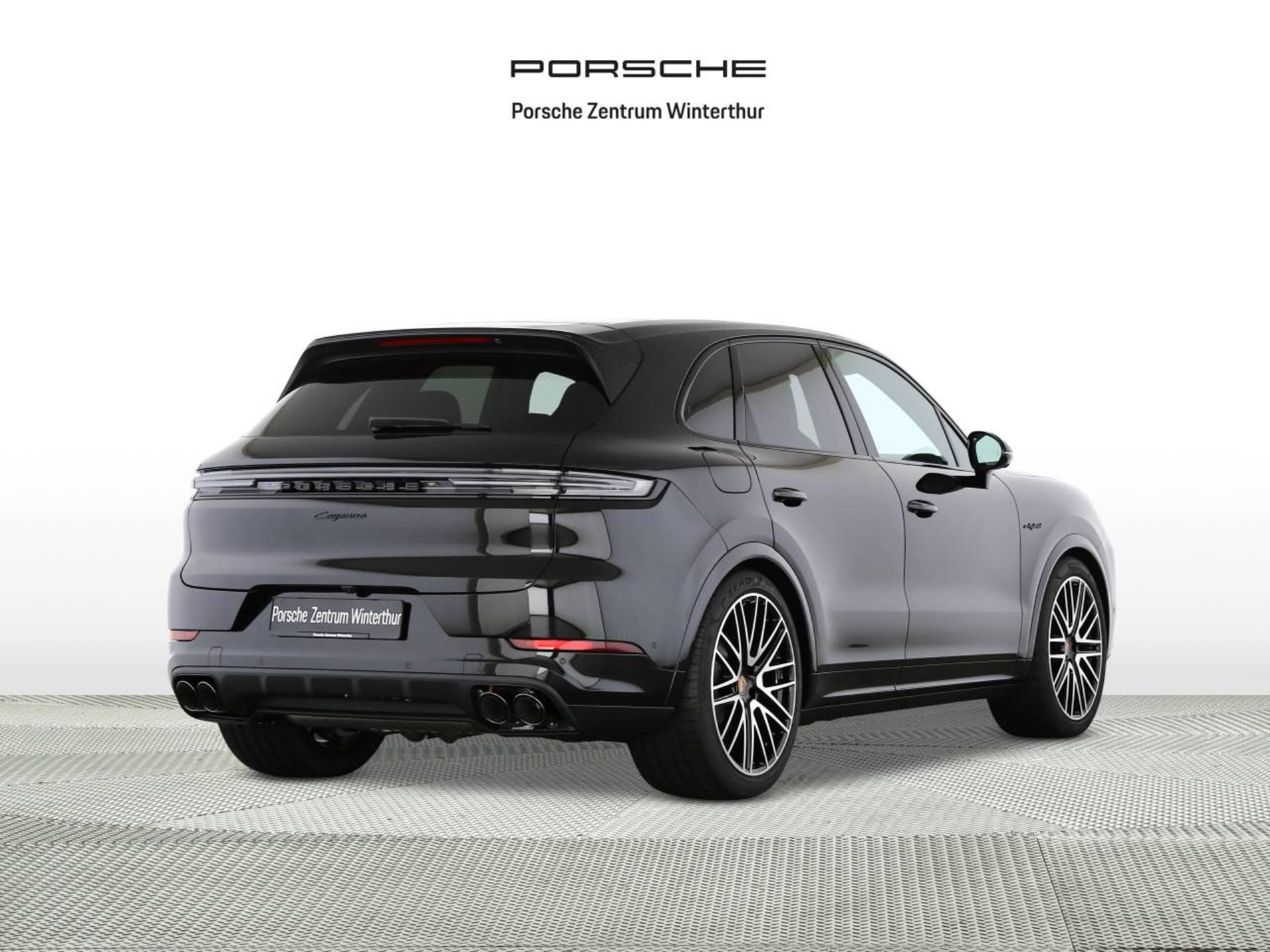 PORSCHE Cayenne E-Hybrid Black Edition-showroom-element-2
