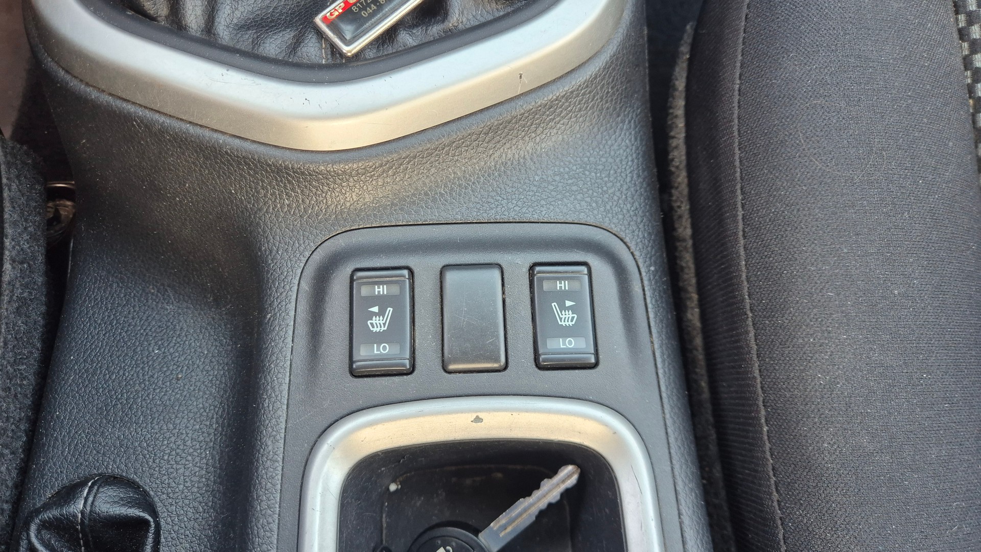 NISSAN Navara King Cab Visia 2.3 dCi 4WD-image-10