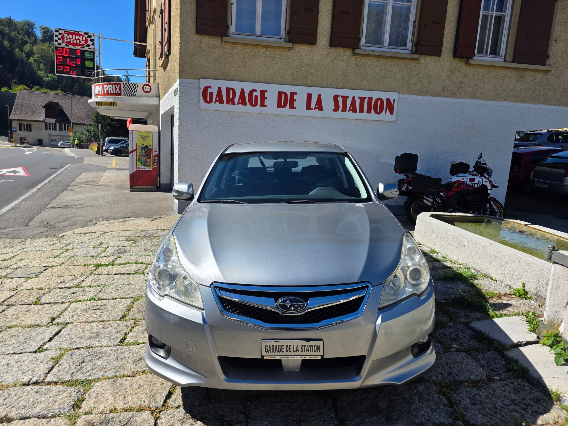 SUBARU Legacy 2.0i Swiss AWD-image-1