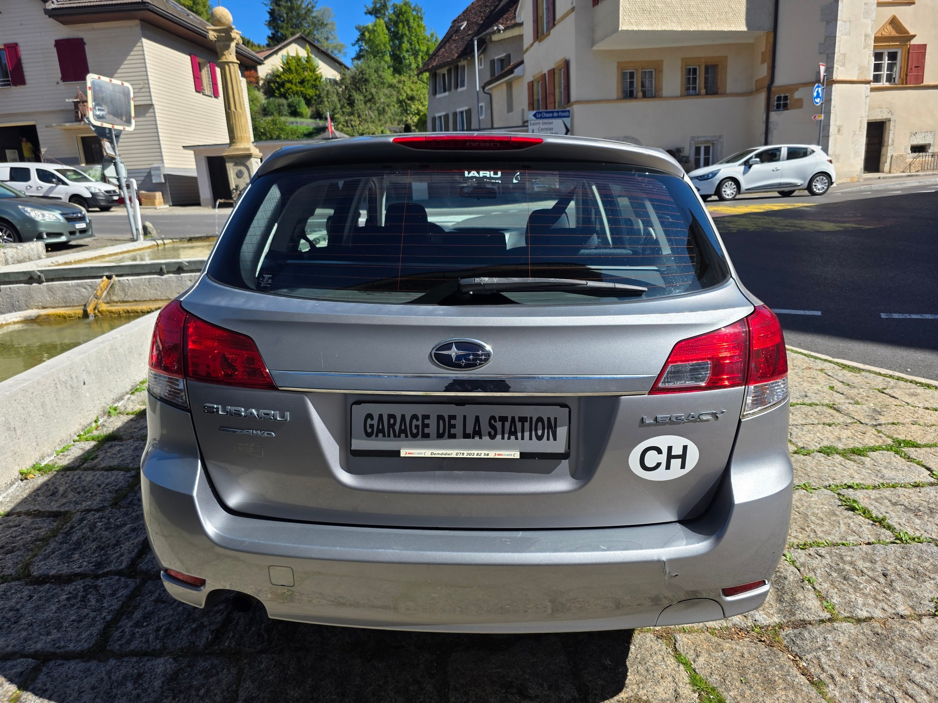 SUBARU Legacy 2.0i Swiss AWD-image-4