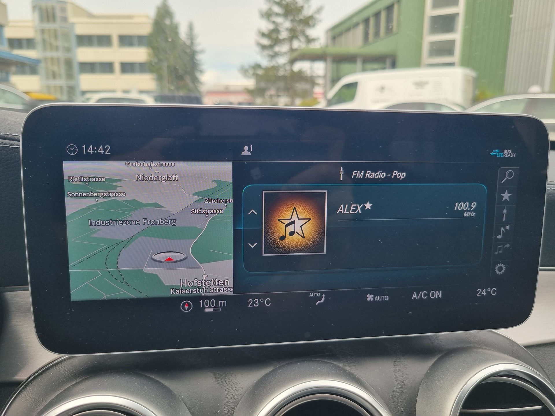 MERCEDES-BENZ C 220 d AMG Line 4Matic 9G-Tronic-image-11