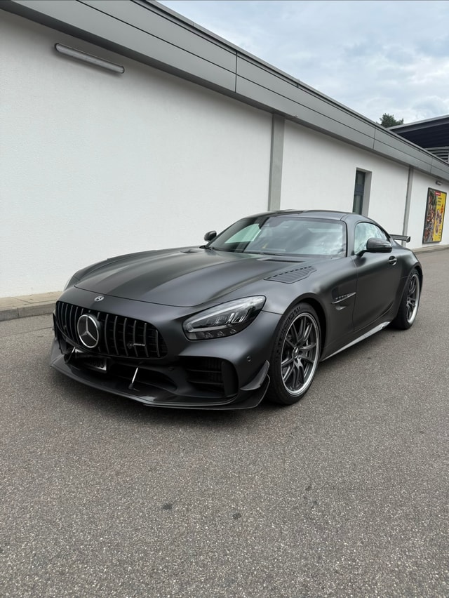 Mercedes-Benz AMG GT R PRO