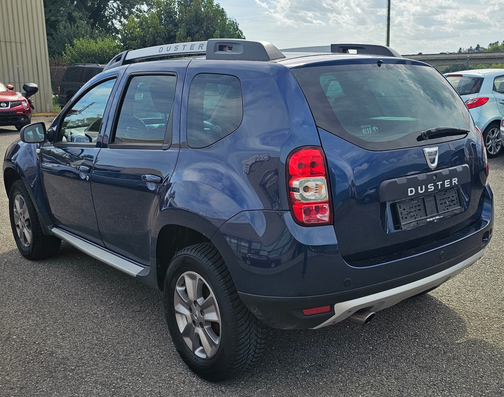 DACIA Duster 1.6 Lauréate 4x4-image-3