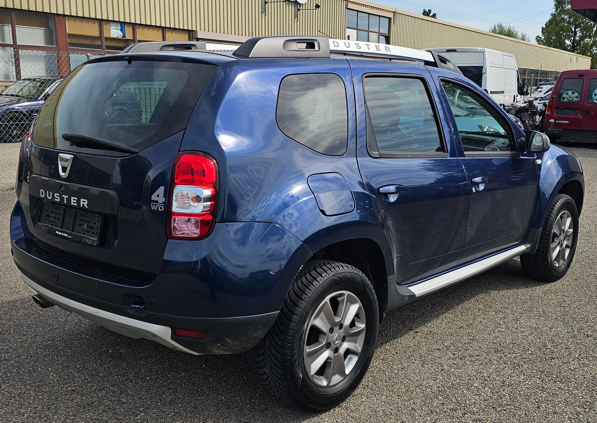 DACIA Duster 1.6 Lauréate 4x4-image-2