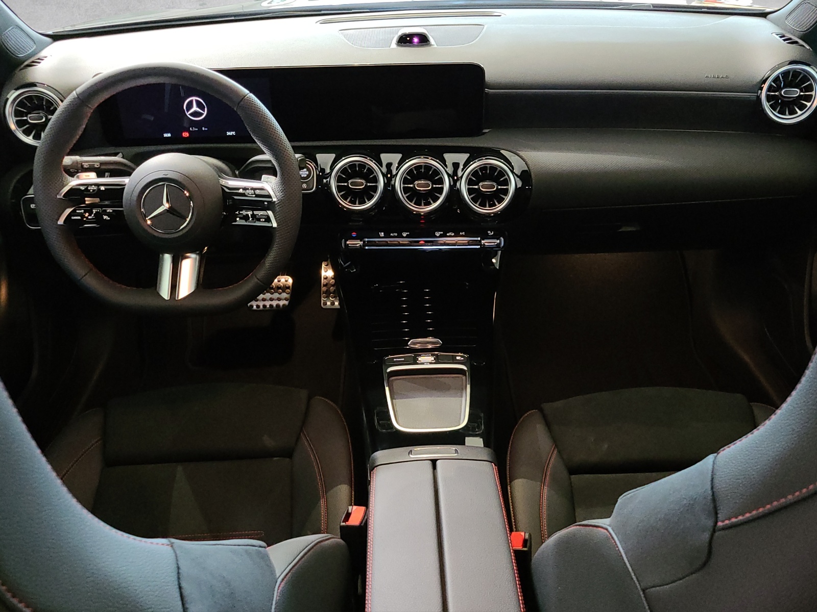 MERCEDES-BENZ A 200 AMG Night Star W177-image-10
