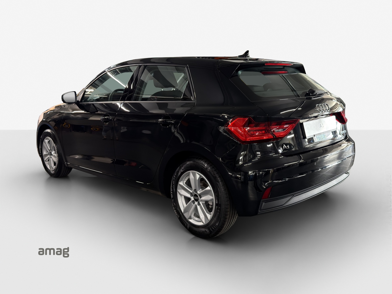 AUDI A1 Sportback 30 TFSI Attraction S-tronic-showroom-element-2