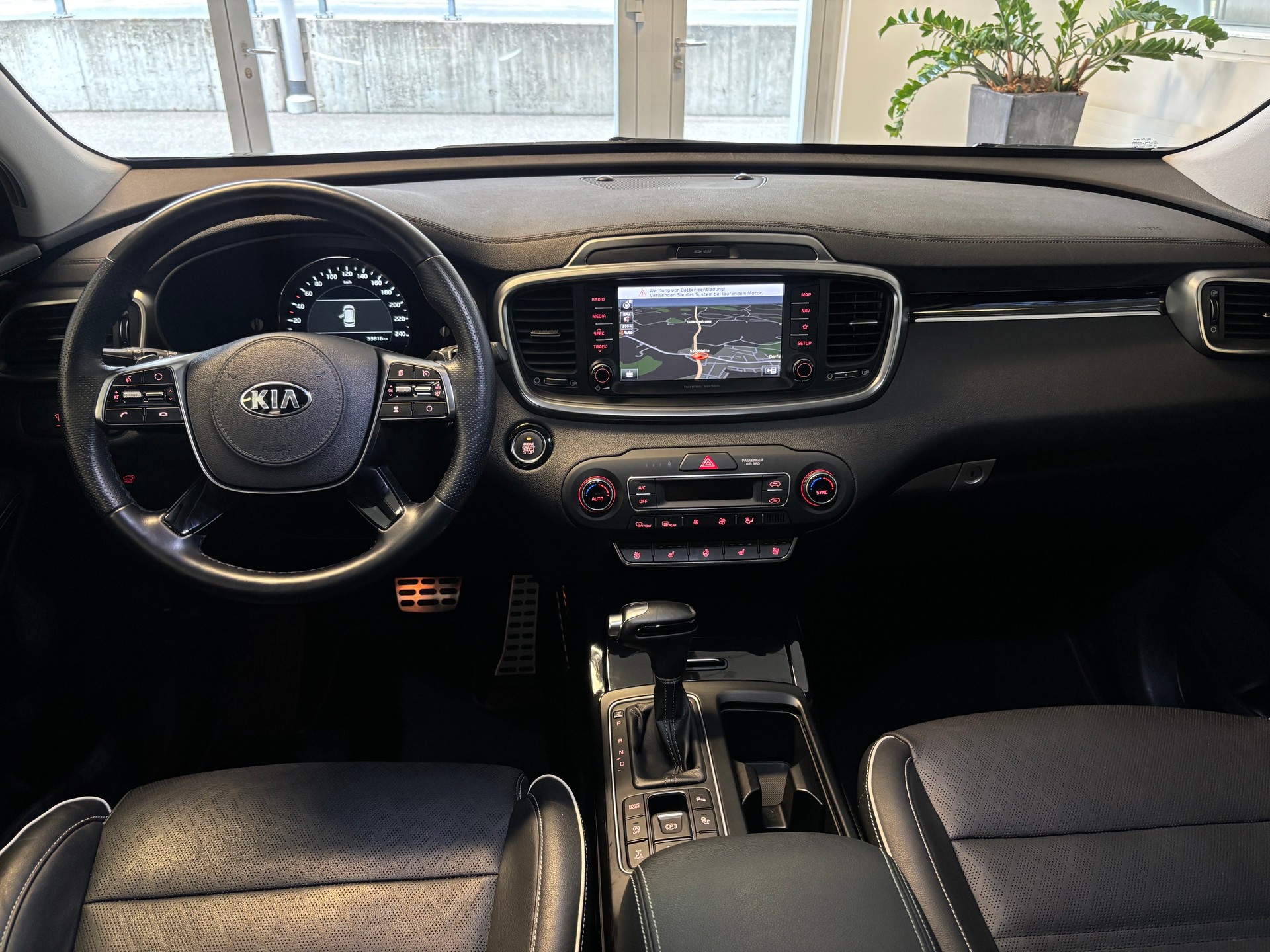 KIA Sorento 2.2 CRDI Style GT-Line 5P. Automatic-image-13