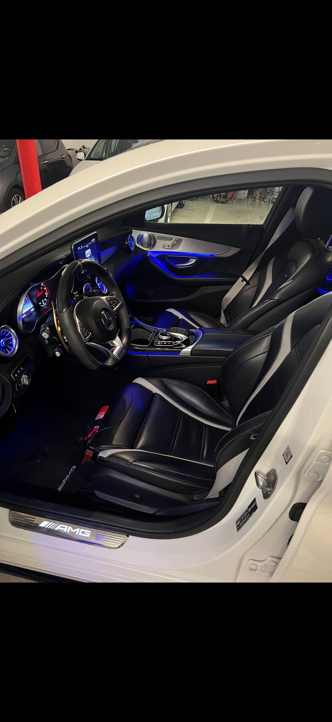 MERCEDES-BENZ C 63 AMG S-image-3