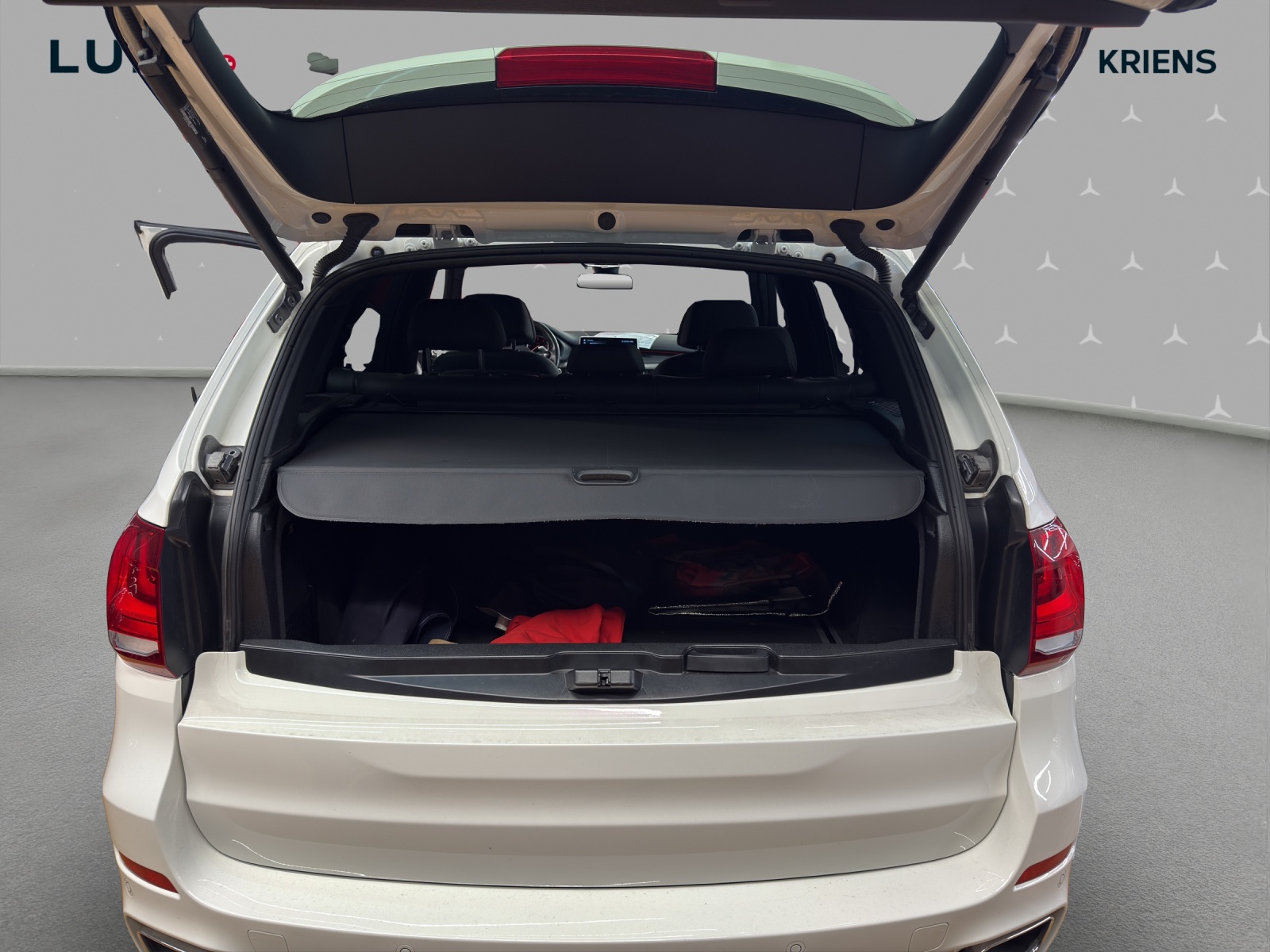BMW X5 xDrive 30d Steptronic / Panorama-Dach / M-Paket / DISTRONIC-image-14