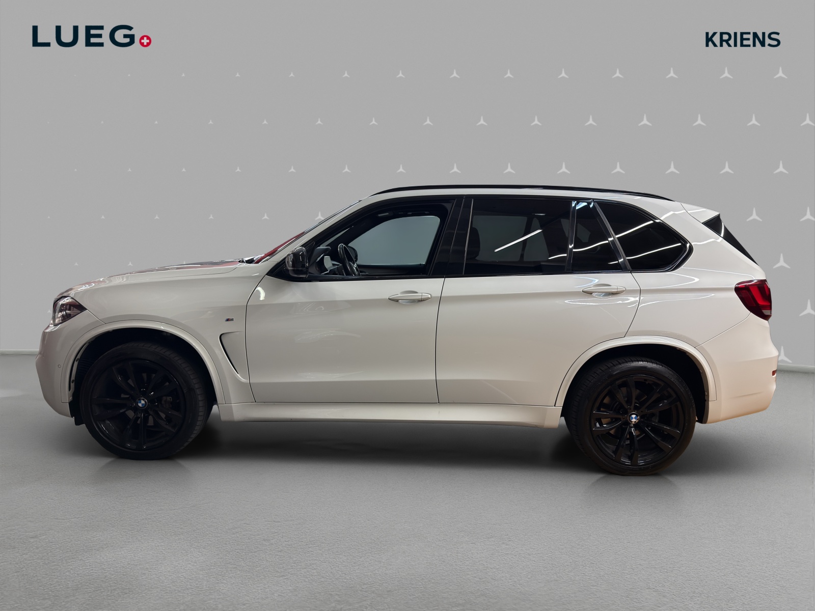 BMW X5 xDrive 30d Steptronic / Panorama-Dach / M-Paket / DISTRONIC-image-1